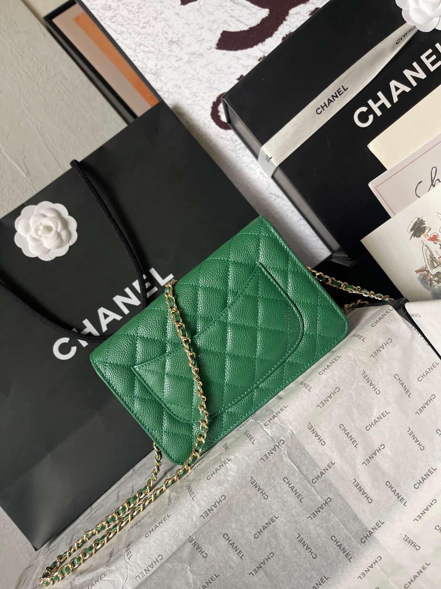 Chanel Classic Wallet on Chain Grained Shiny Calfskin & Gold-Tone Metal AP4241 Green A