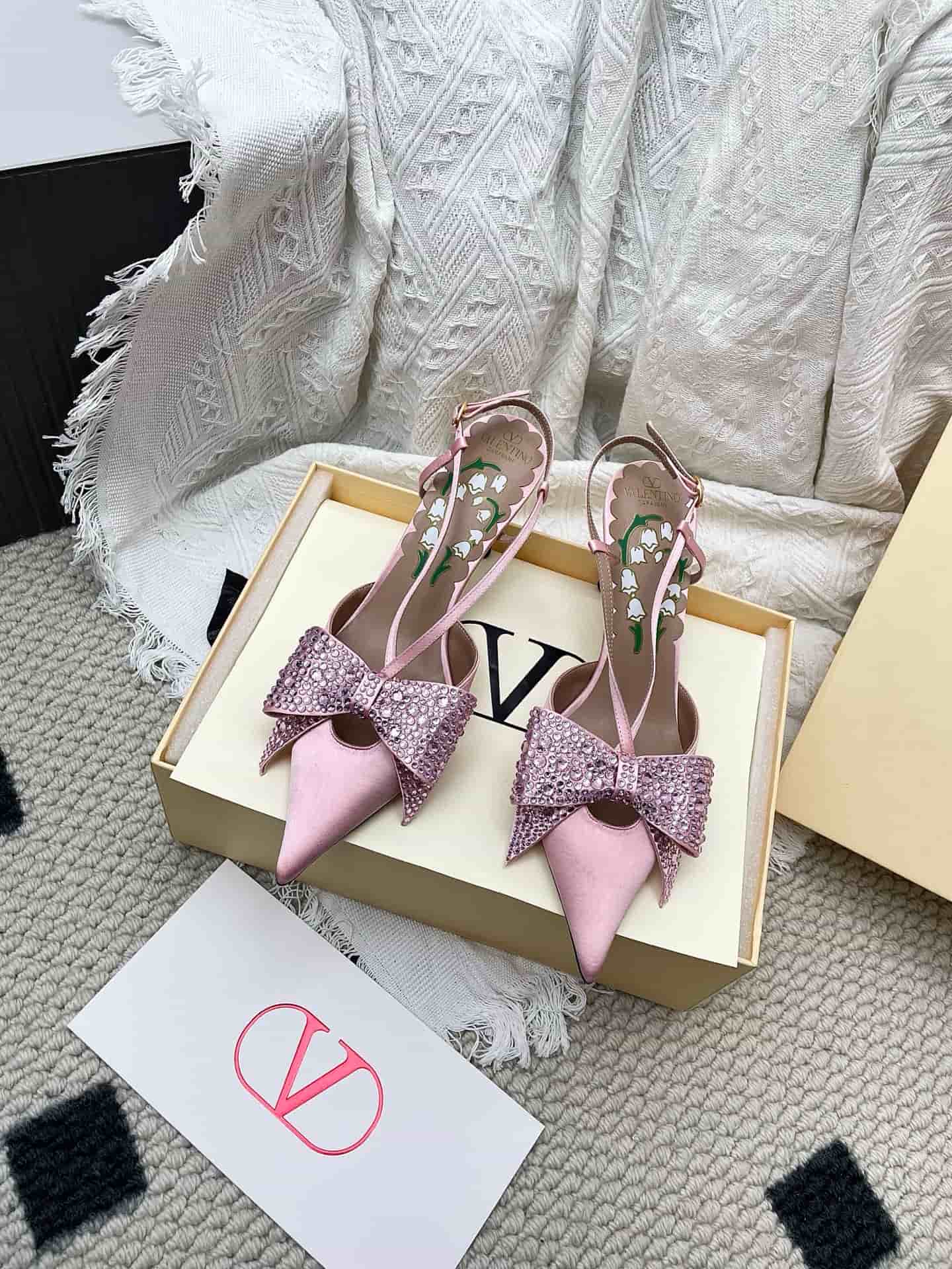 Valentino Garavani Bowow Slingback Pump Shoes Women