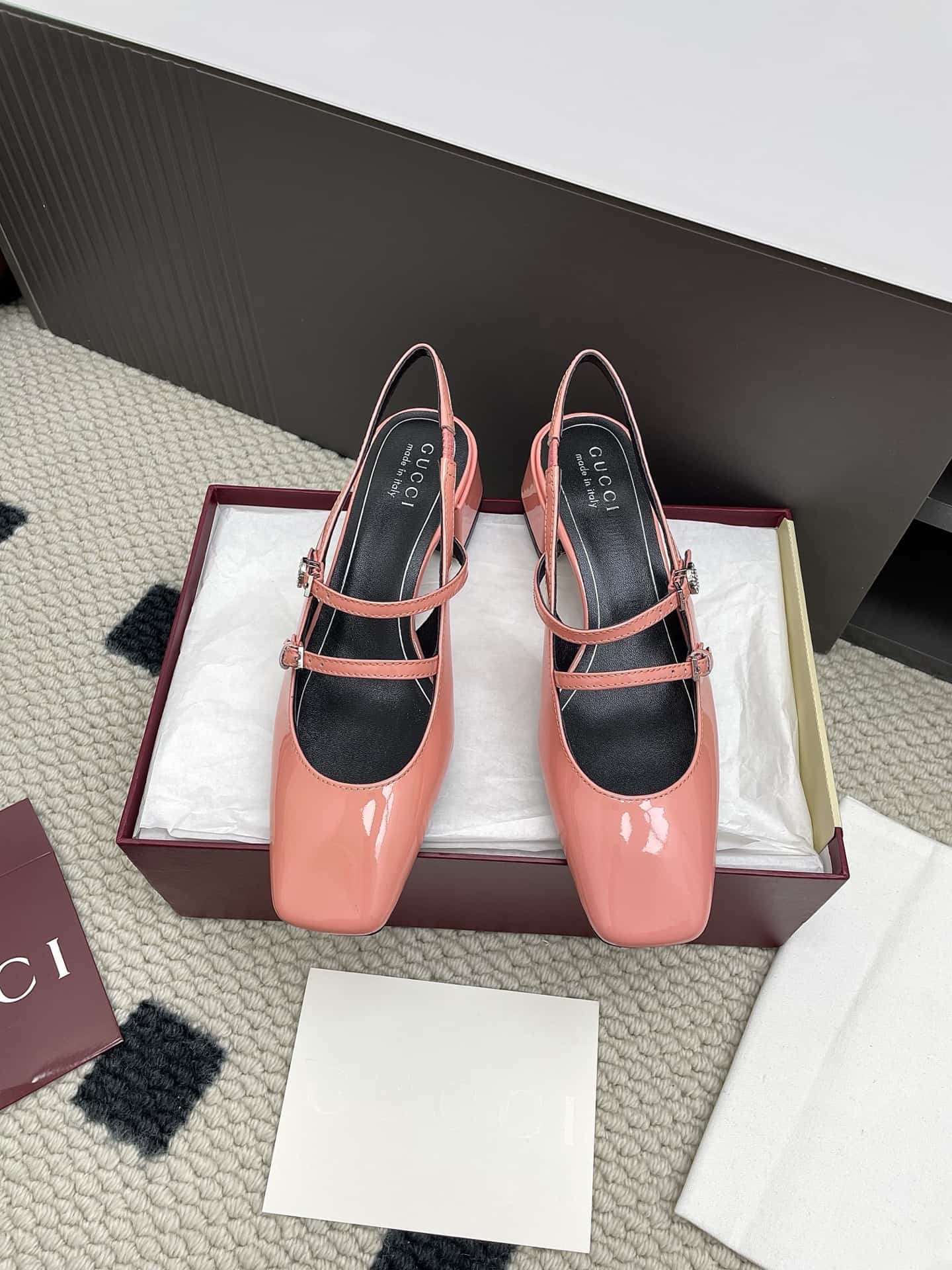Gucci Sandal shoes Women