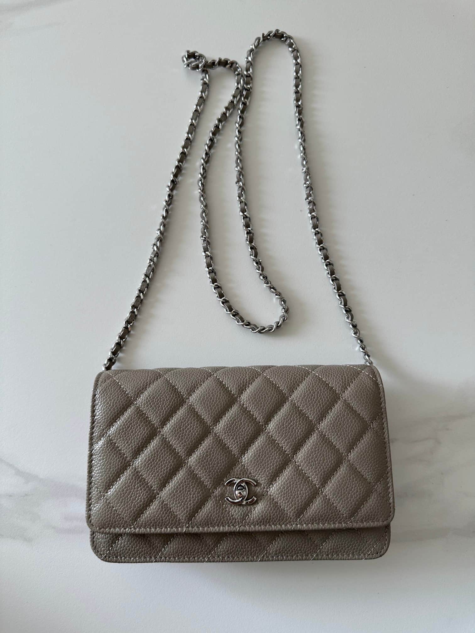 Chanel Classic Wallet on Chain Grained Shiny Calfskin & Silver-Tone Metal AP4241 Grey High