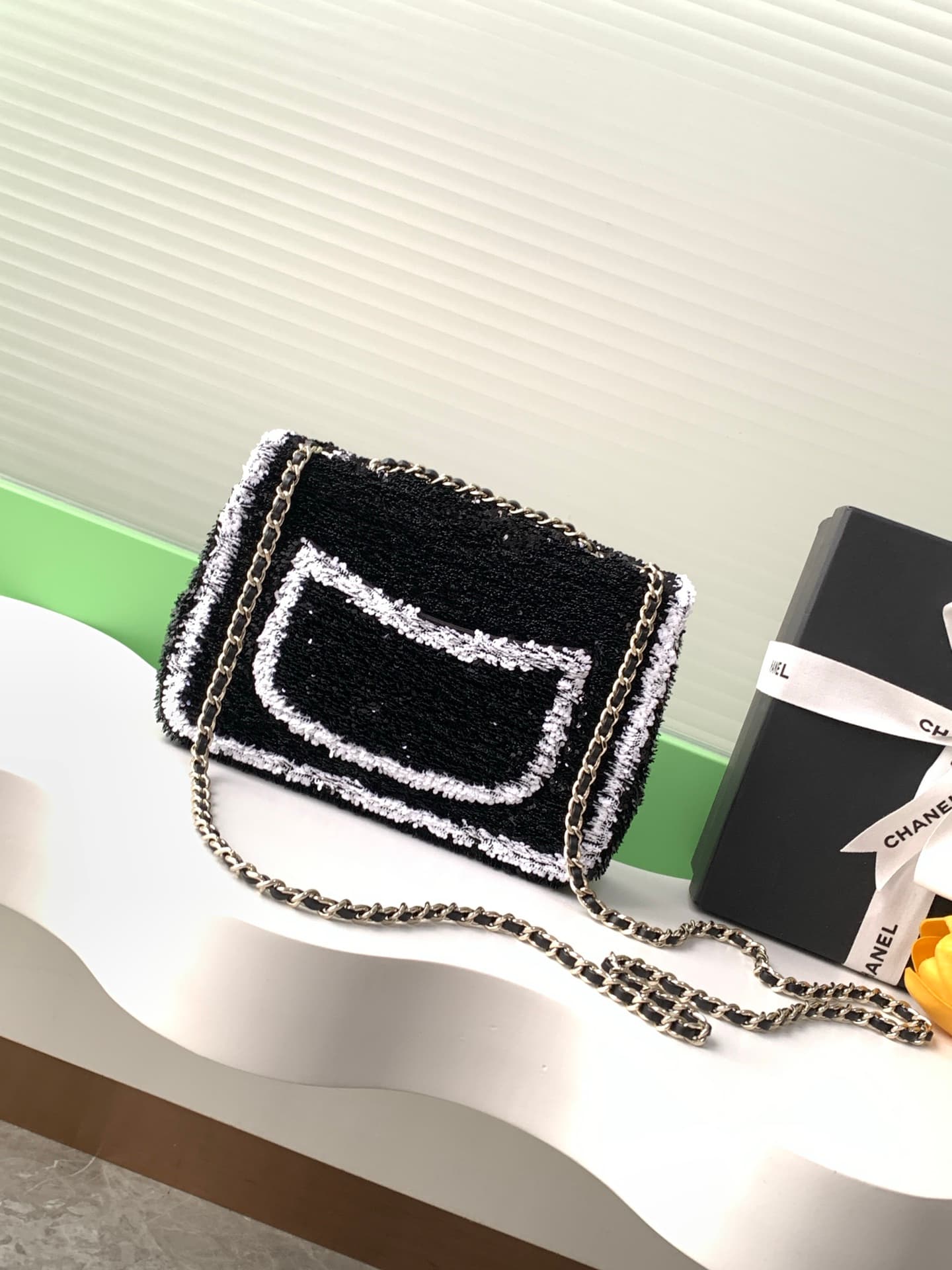 Chanel Flap Bag Sequins & Gold-Tone Metal AS4561  A