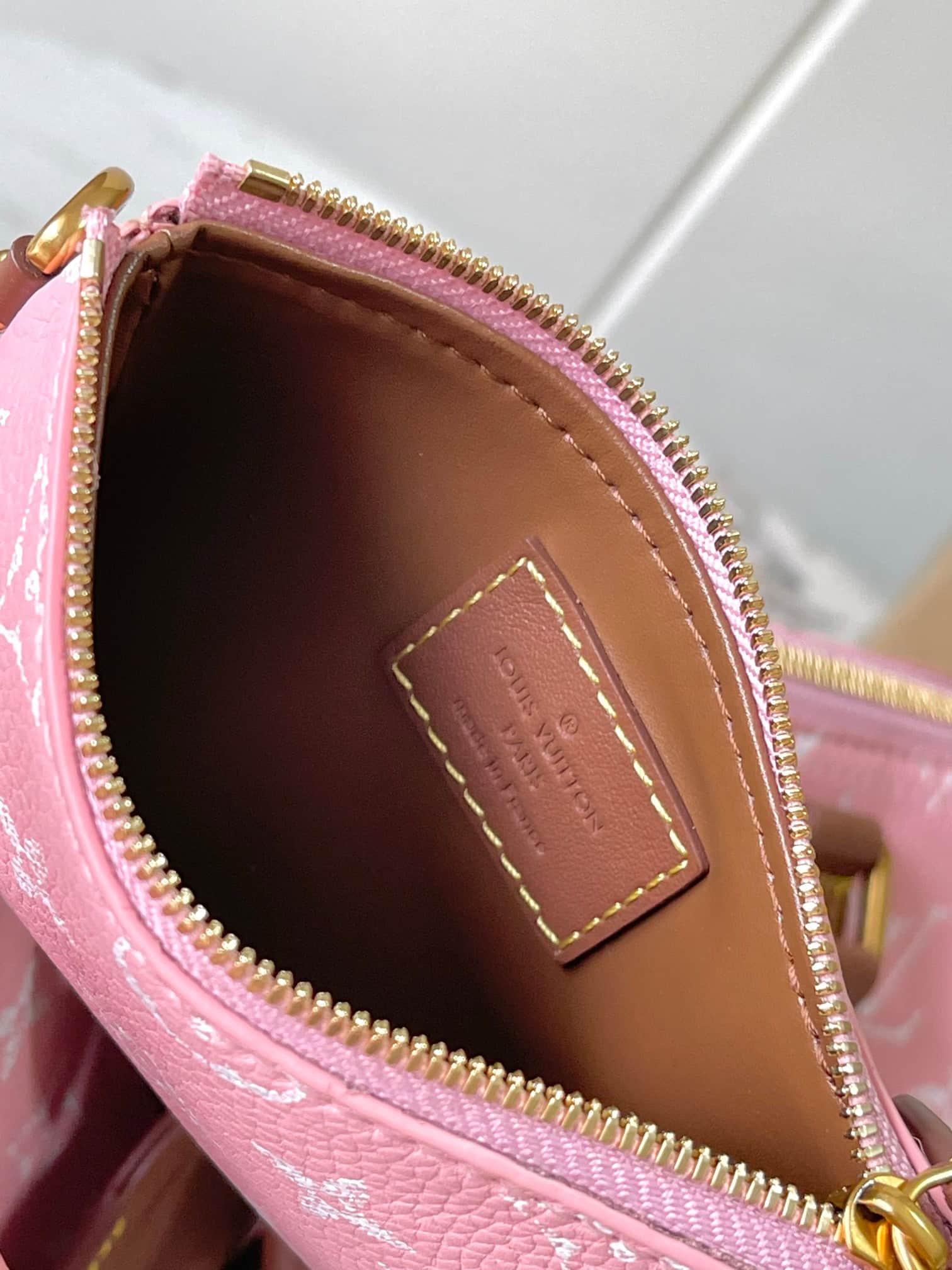 Louis Vuitton Speedy P9 Bandoulière 25 Calf leather M15279 Pink Sakura TOP