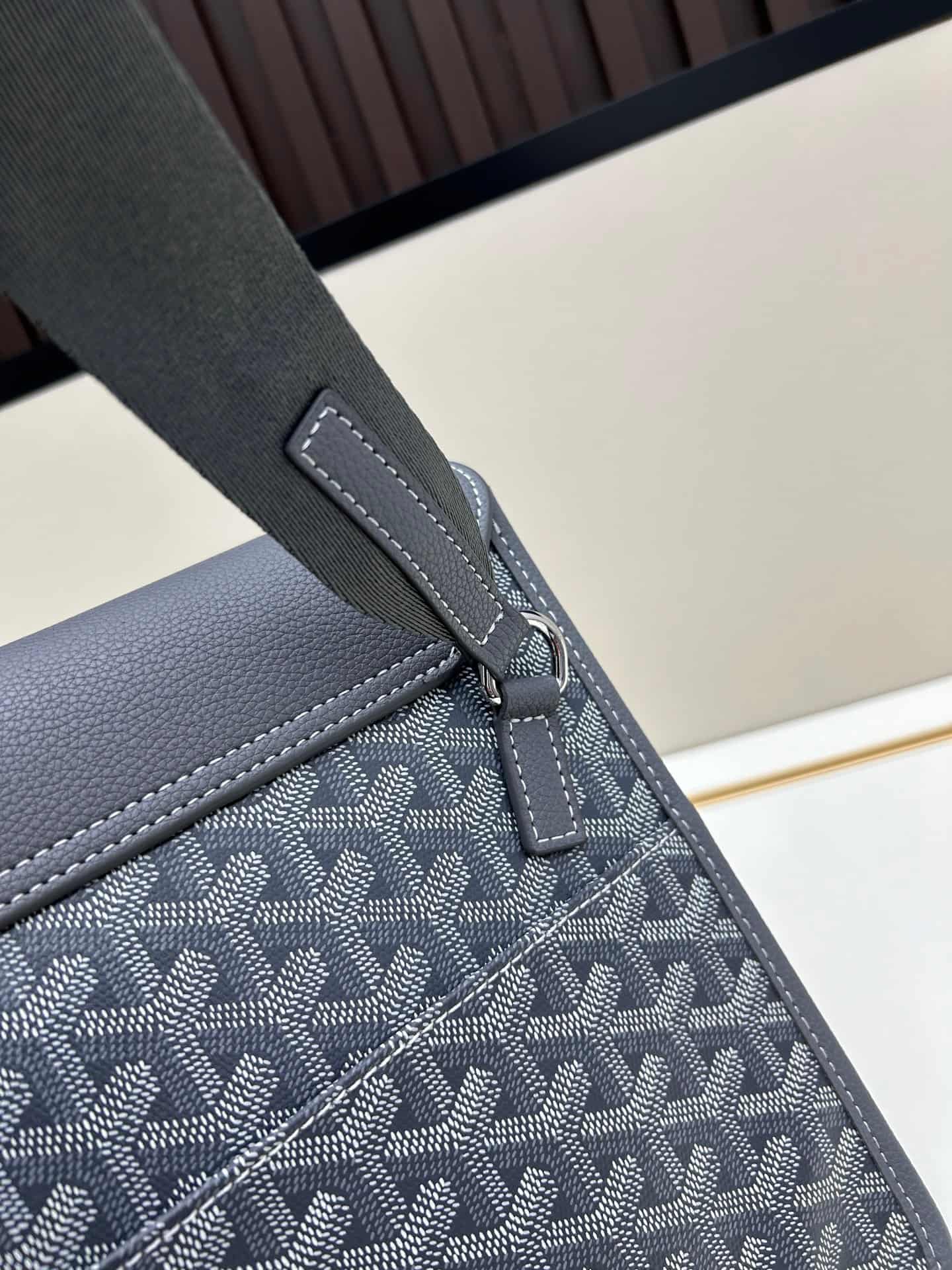 Goyard Coursier Messenger Bag Grey Mid