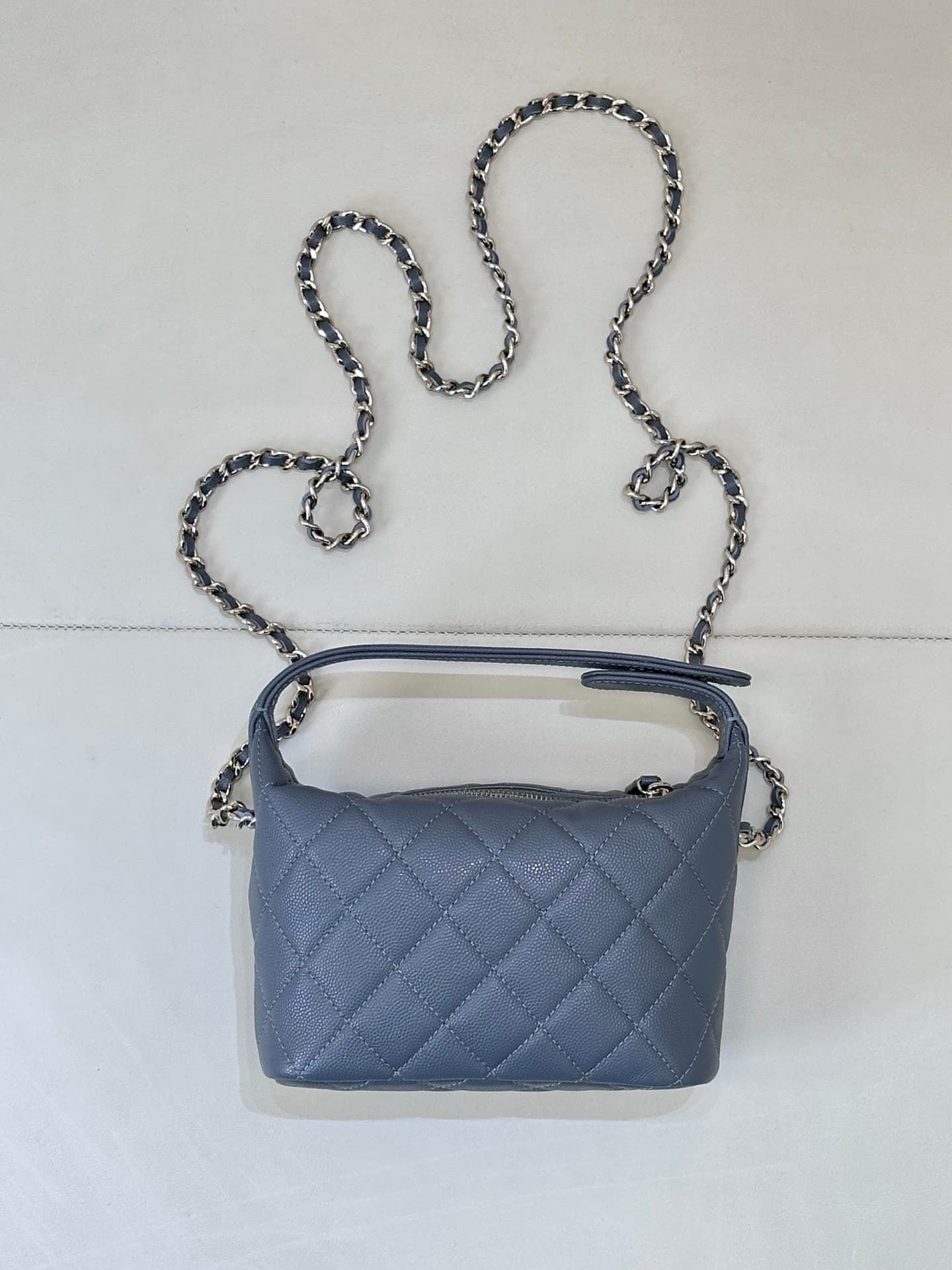 Chanel Hobo Clutch With Chain Grained Calfskin& Gold-tone Metal Blue AP4386 TOP