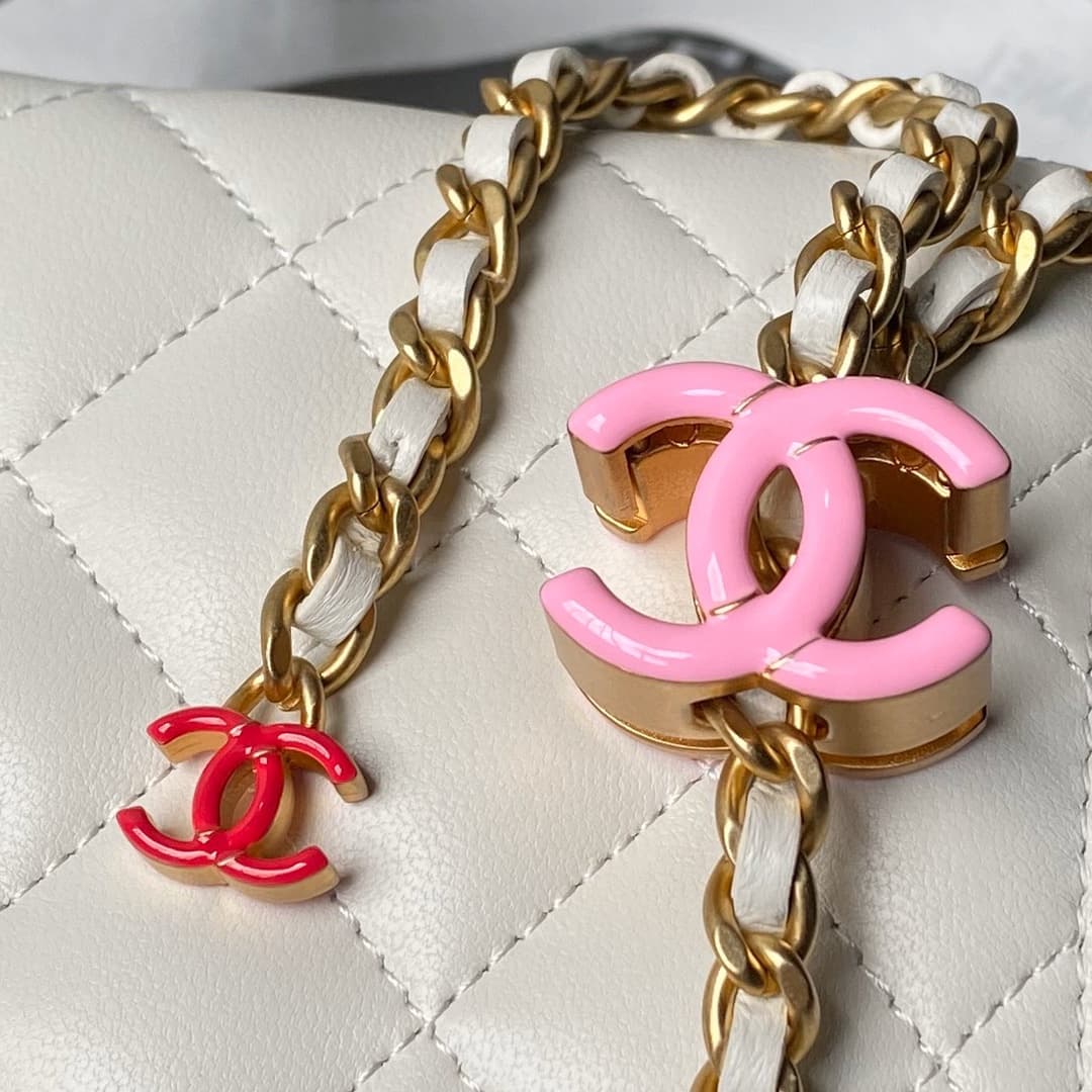 Chanel Wallet On Chain Shiny Lambskin & Gold Tone Metal White A