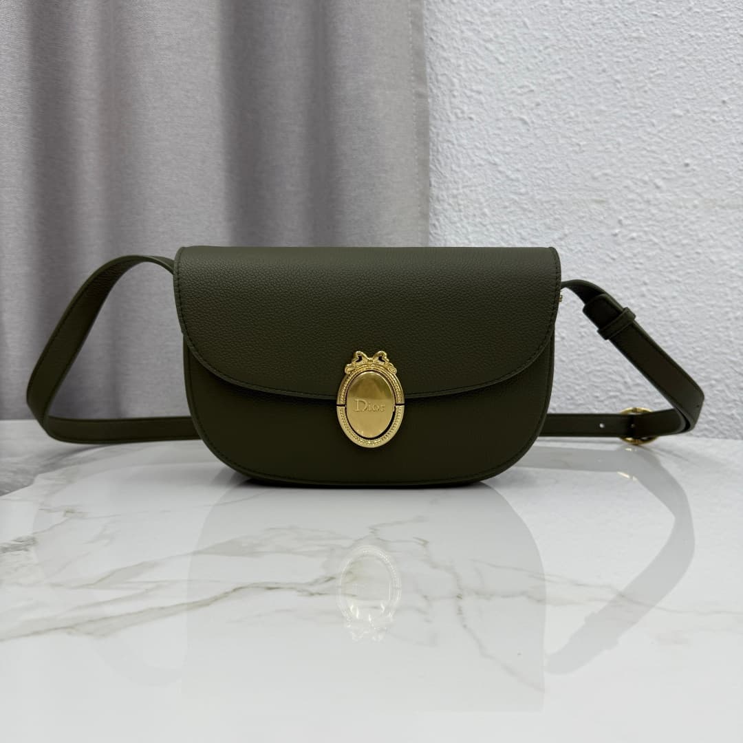Dior Médaillon Flap Bag Green Grained Calfskin M3920 High