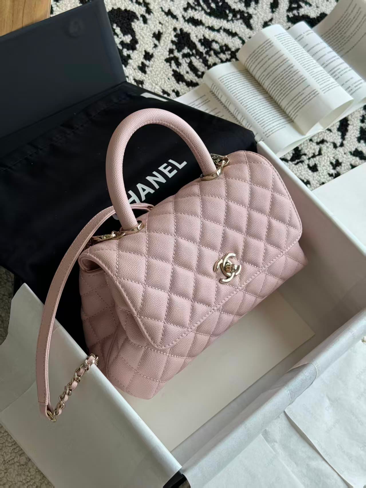 FLAP BAG WITH TOP HANDLE Grained Calfskin & Gold-Tone Metal A92990 Light Pink TOP