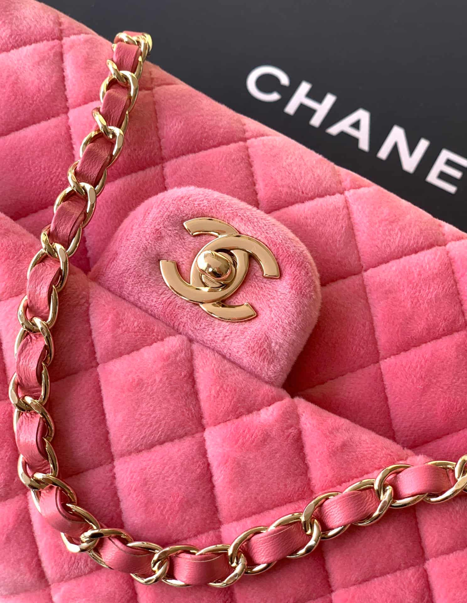 Chanel Medium CLASSIC HANDBAG Velvet  & Gold-Tone Metal Peach A