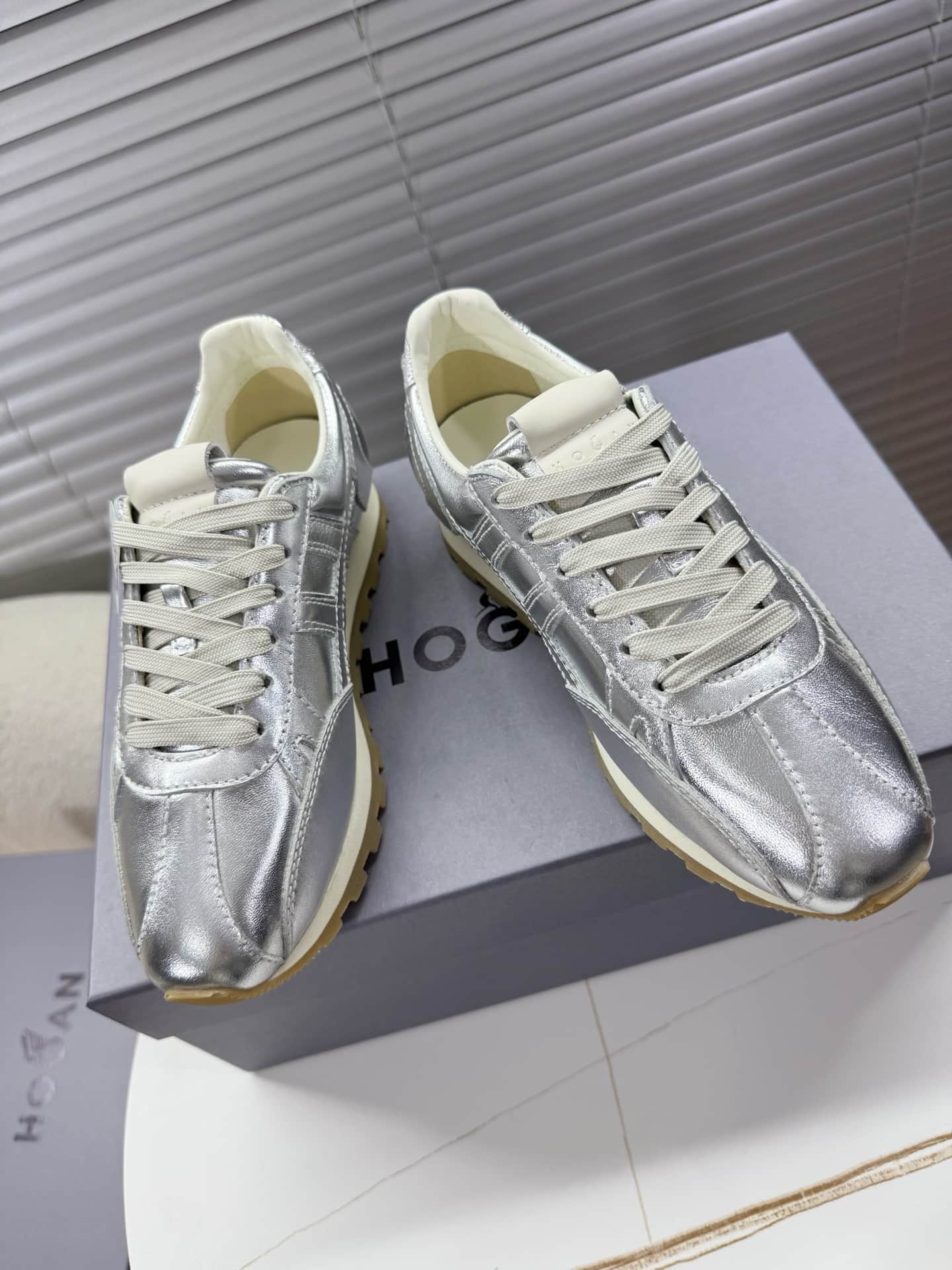 Hogan 86er Sneakers Shoes Men Women