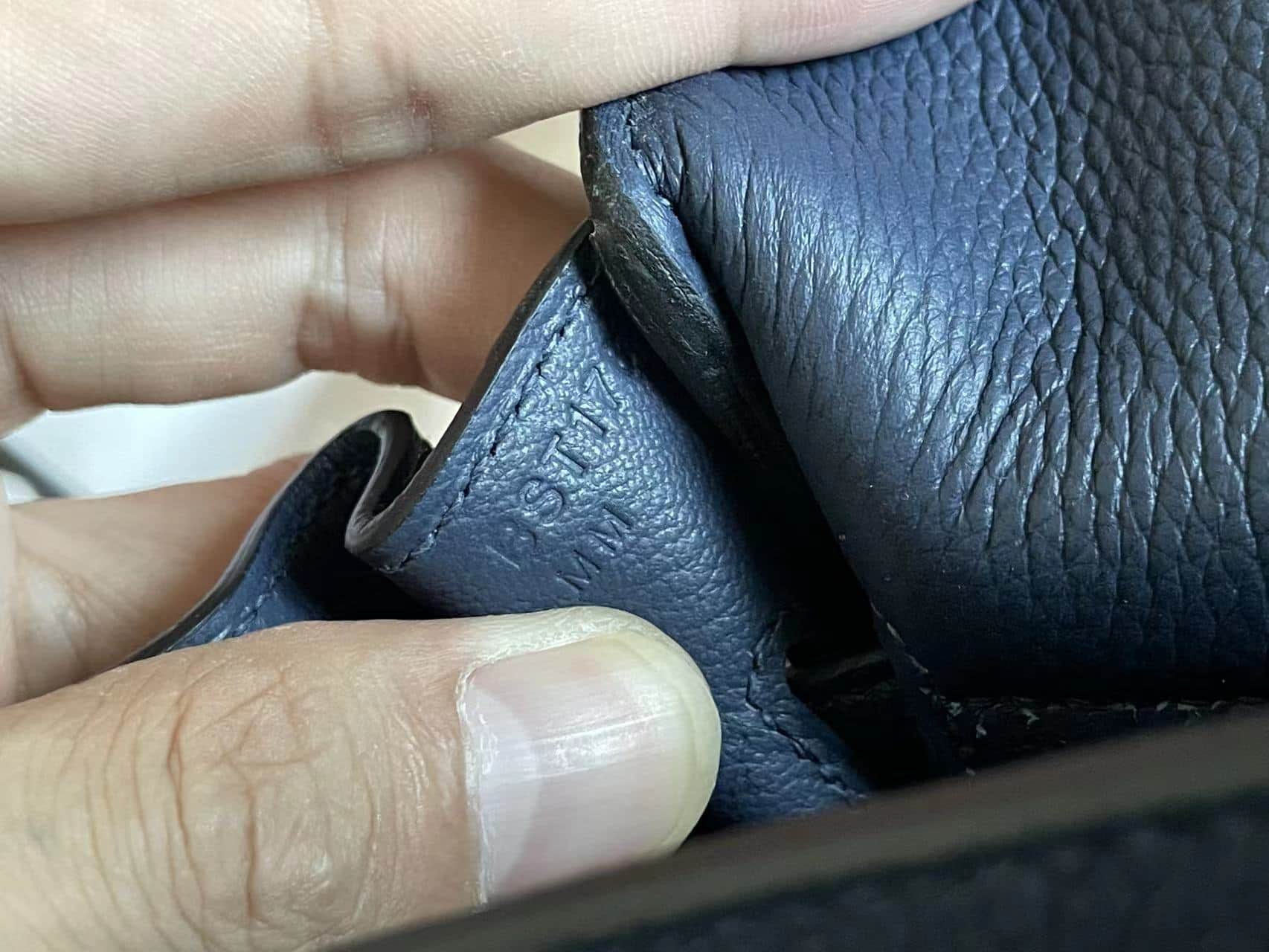 Hermes Kelly Messenger 25cm Taurillon Clemence Leather In Navy WAX