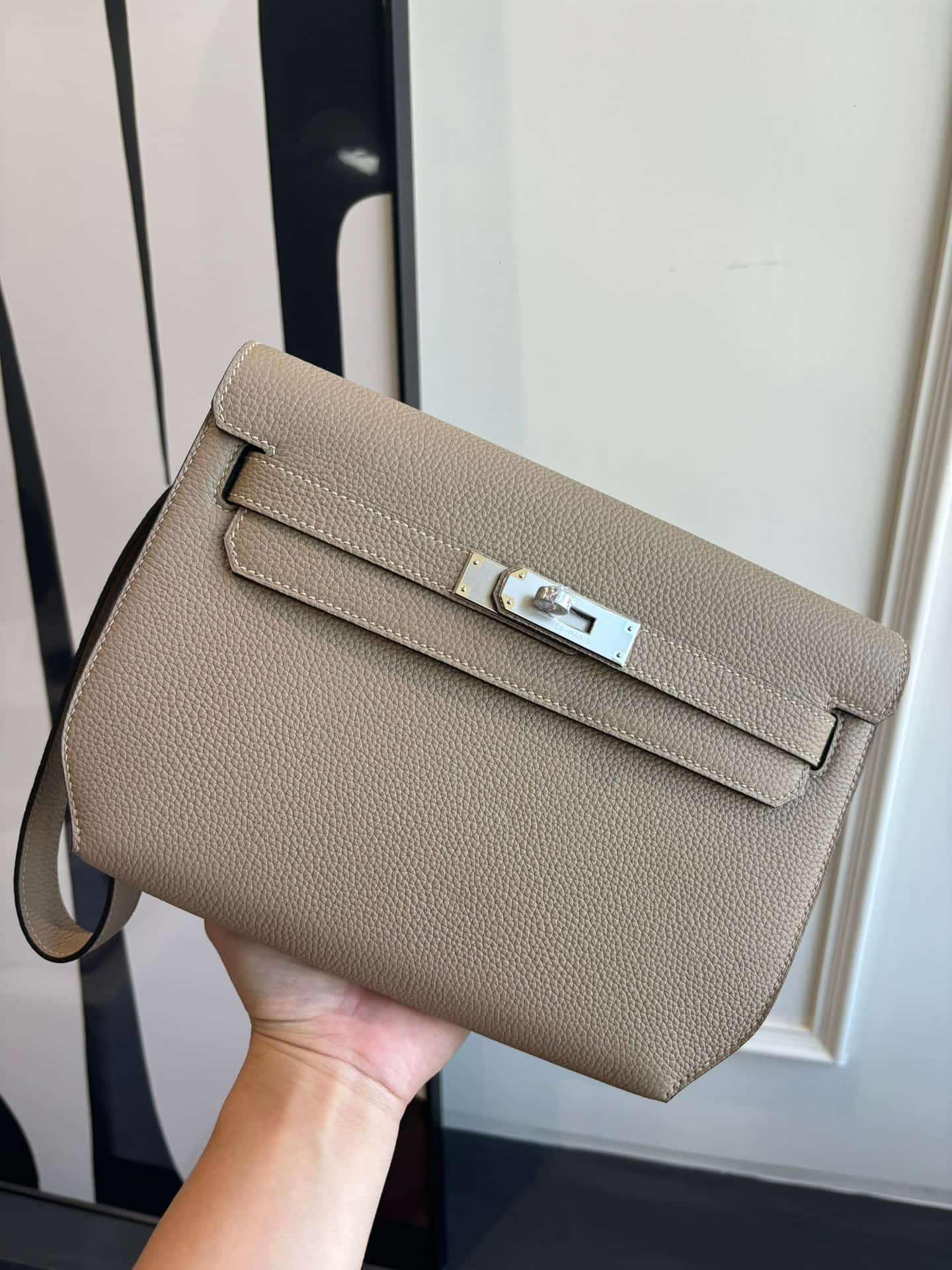 Hermes Kelly Depeches 25 Pouch Togo Leather WAX High