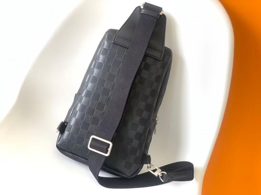 Louis Vuitton Avenue Slingbag Damier Infini Leather High