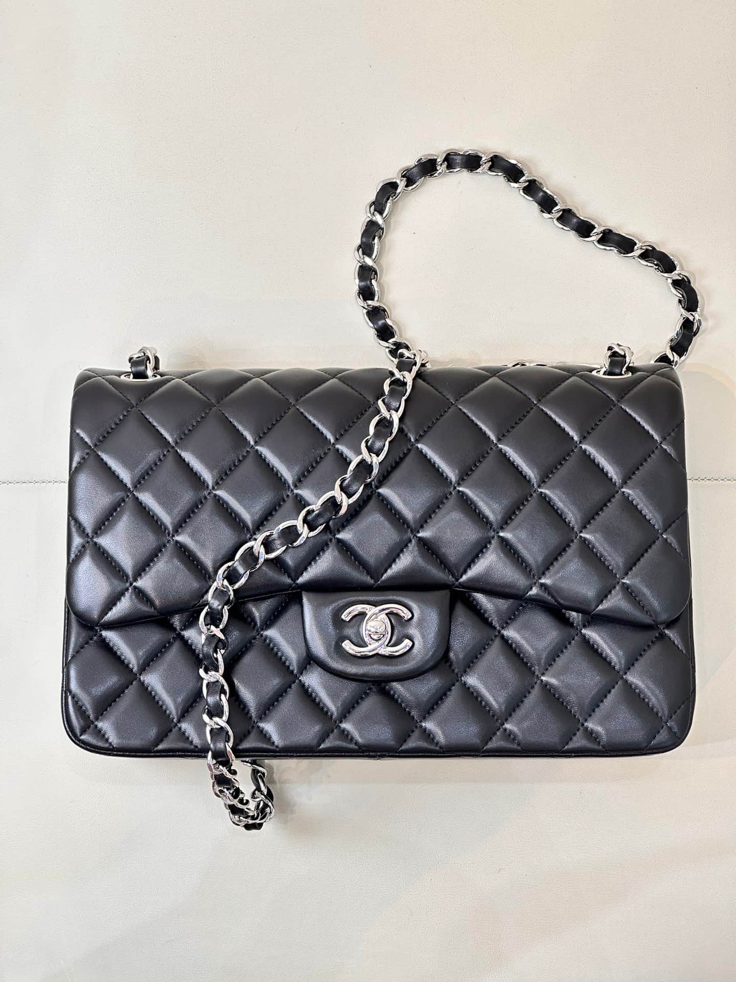Chanel Large CLASSIC HANDBAG Lambskin Black Silver Metal TOP