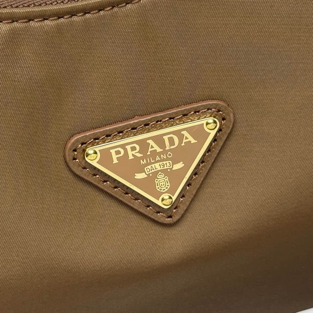 Prada Re-Edition 2005 Nylon bag 1BH204 Camel High