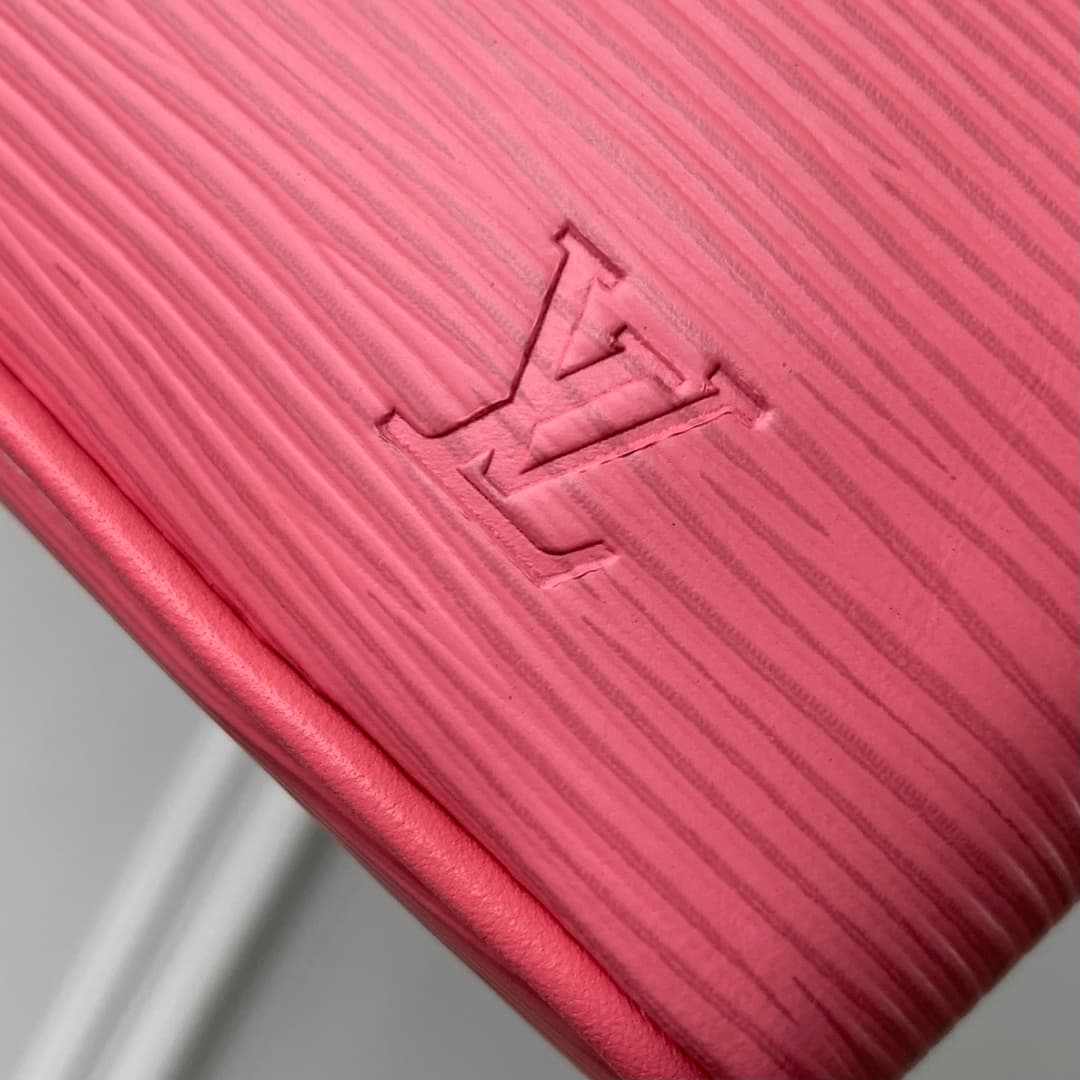 Louis Vuitton Nice Beauty cosmetic bag Epi leather M25690 pink high