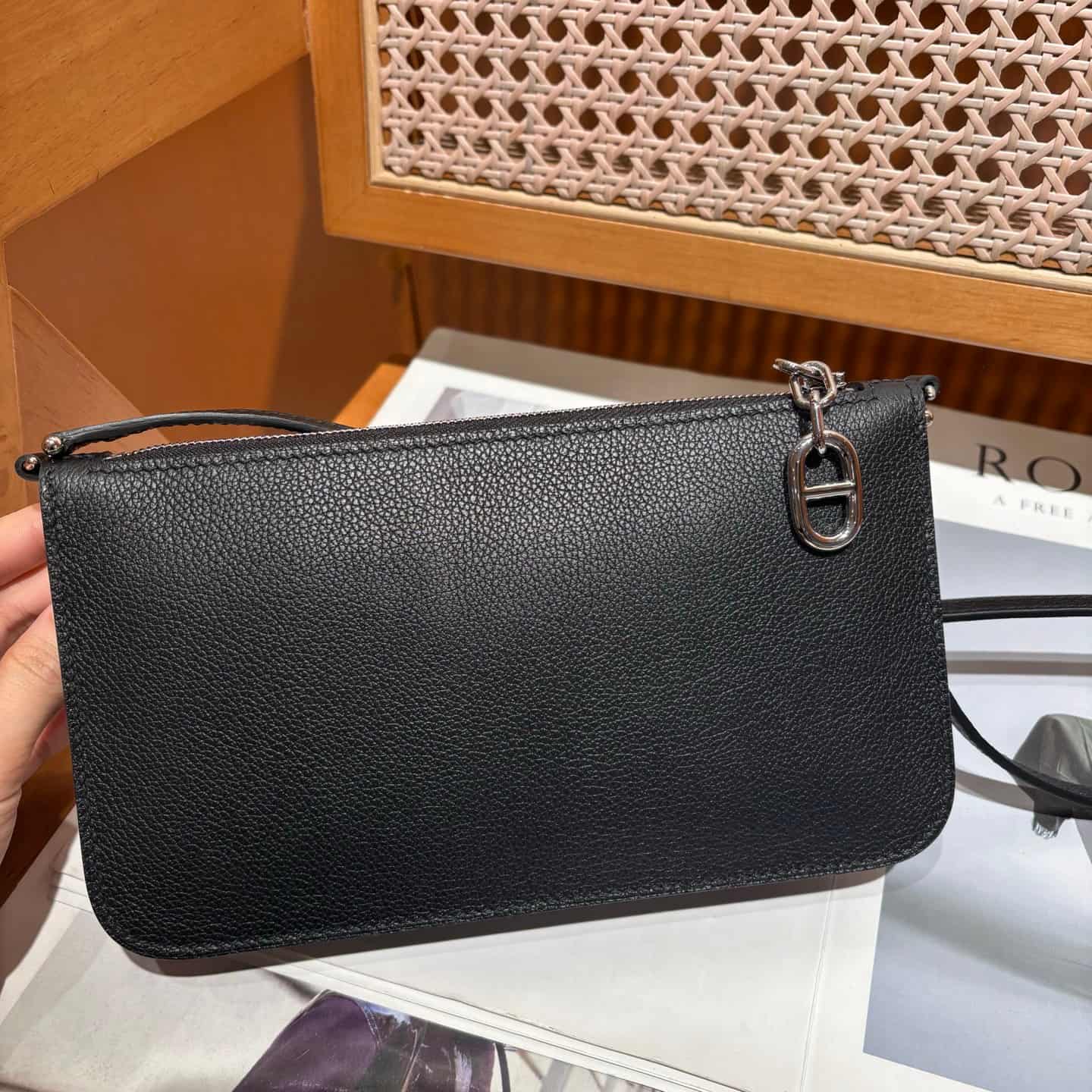 Hermes Zipengo Chaine d'Ancre To Go pouch Evergrain calfskin Noir WAX High