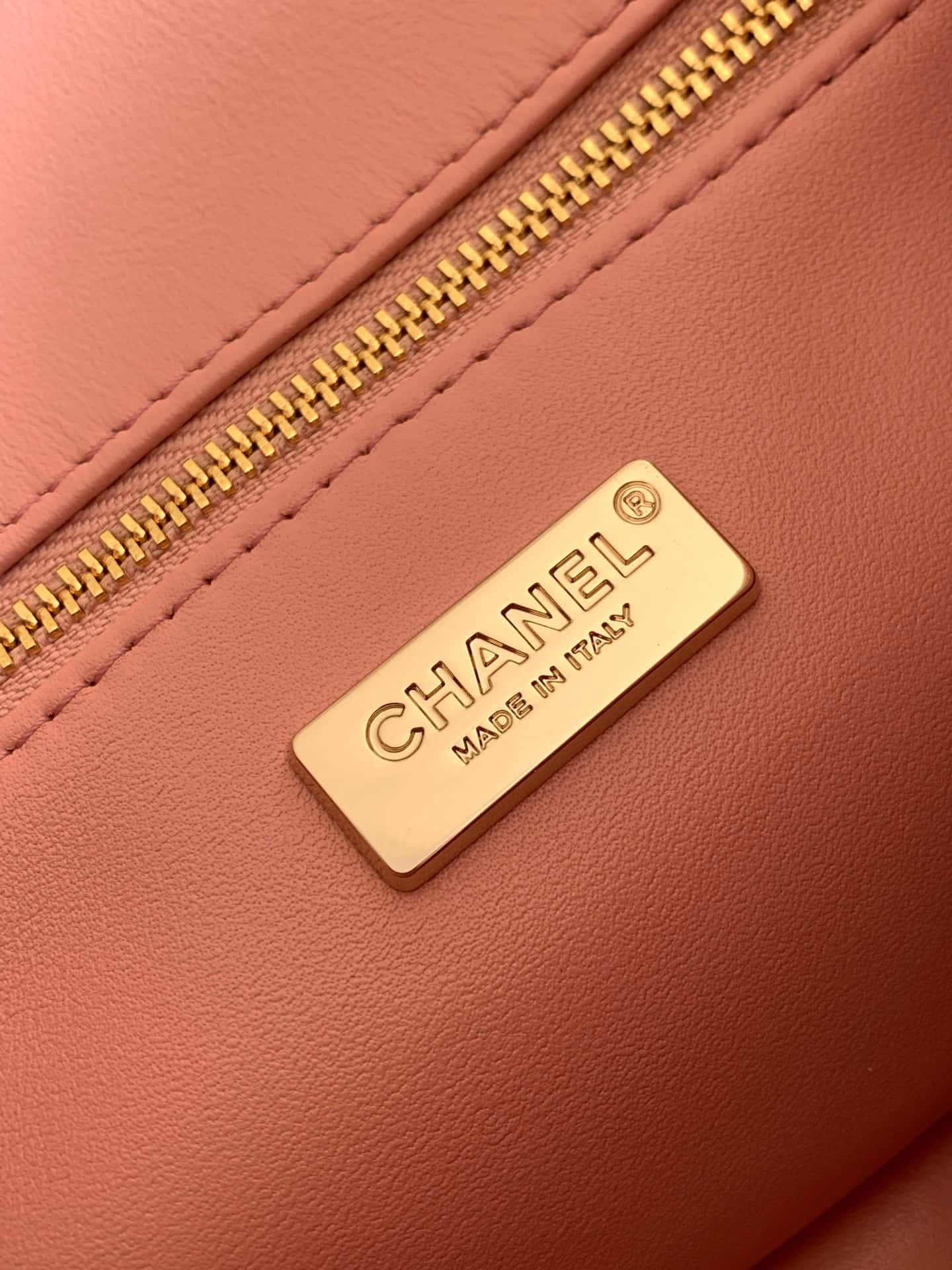 Chanel Flap Bag Sequins & Gold-Tone Metal Pink AS4561  A