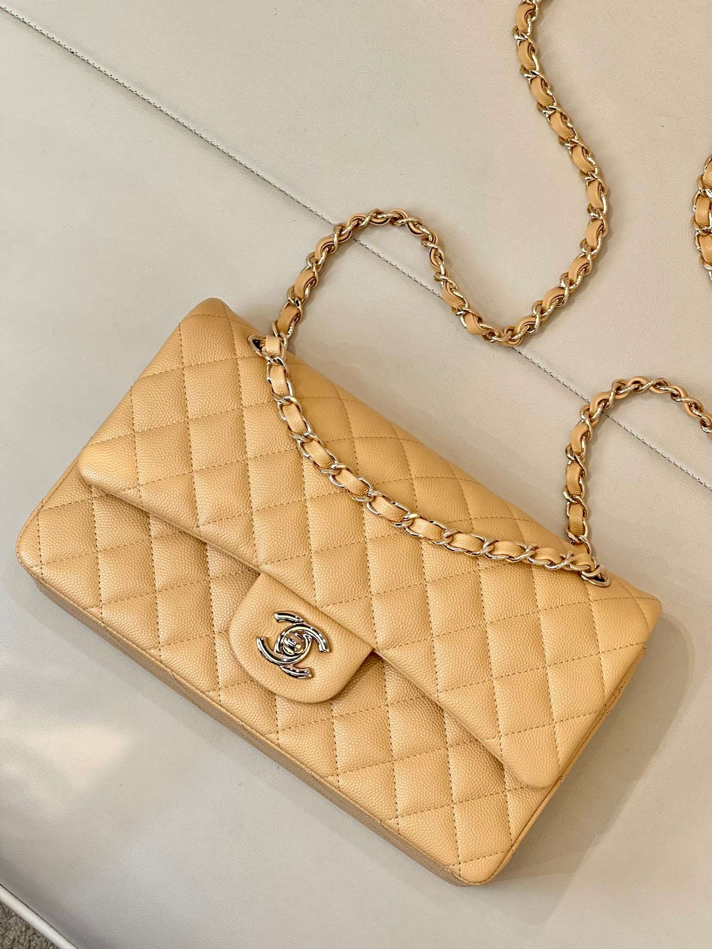 Chanel Medium CLASSIC HANDBAG Grained  Calfskin & Gold-Tone Metal Yellow TOP