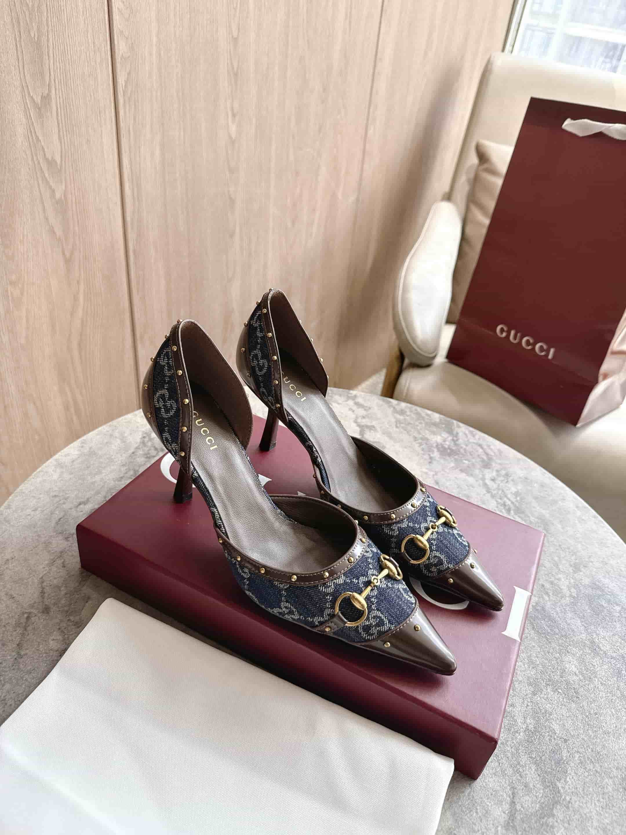 Gucci Women's Savoy Pumps