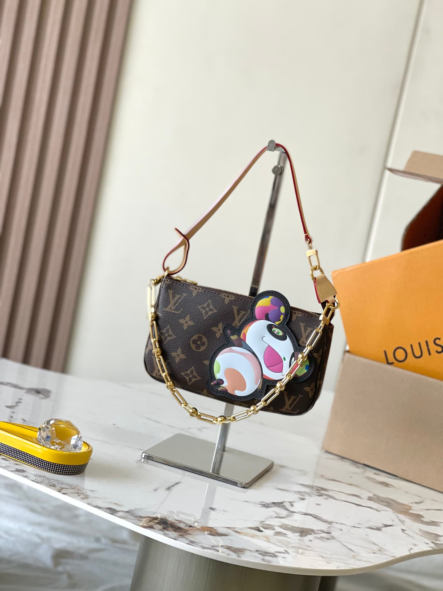 Louis Vuitton x Murakami Pochette Accessoires Monogram coated canvas M13440 Top