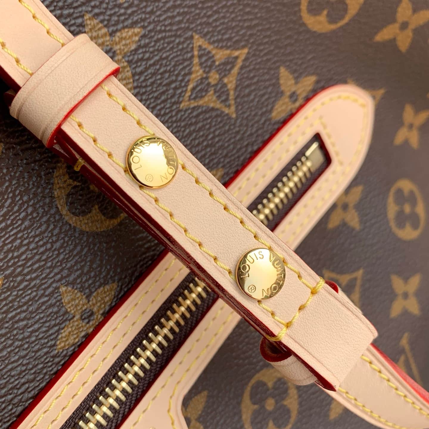 Louis Vuitton Lineup Monogram coated canvas M27335 High