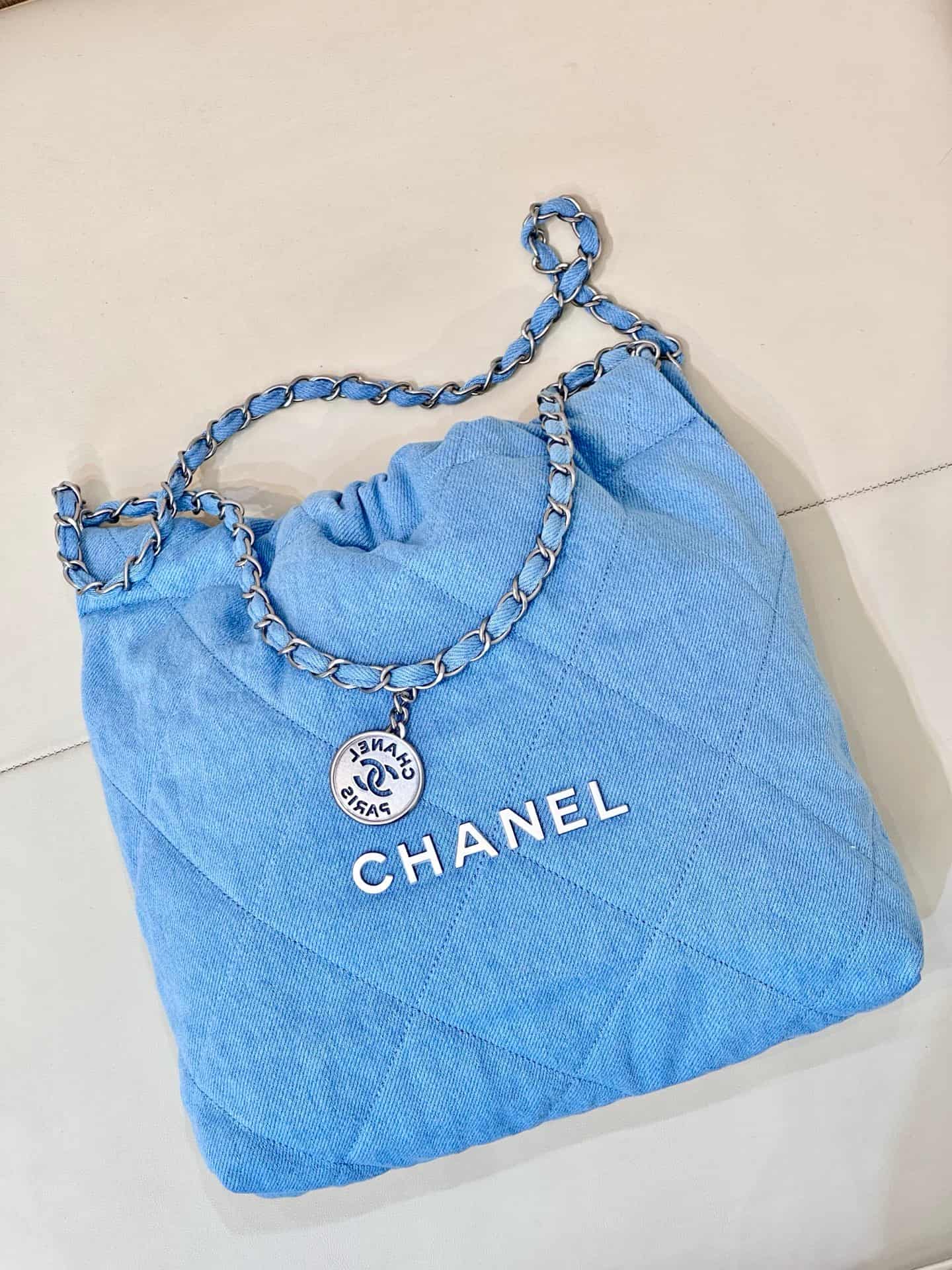 Chanel 22 Small handbag Washed denim & silver-tone metal AS3260 blue TOP