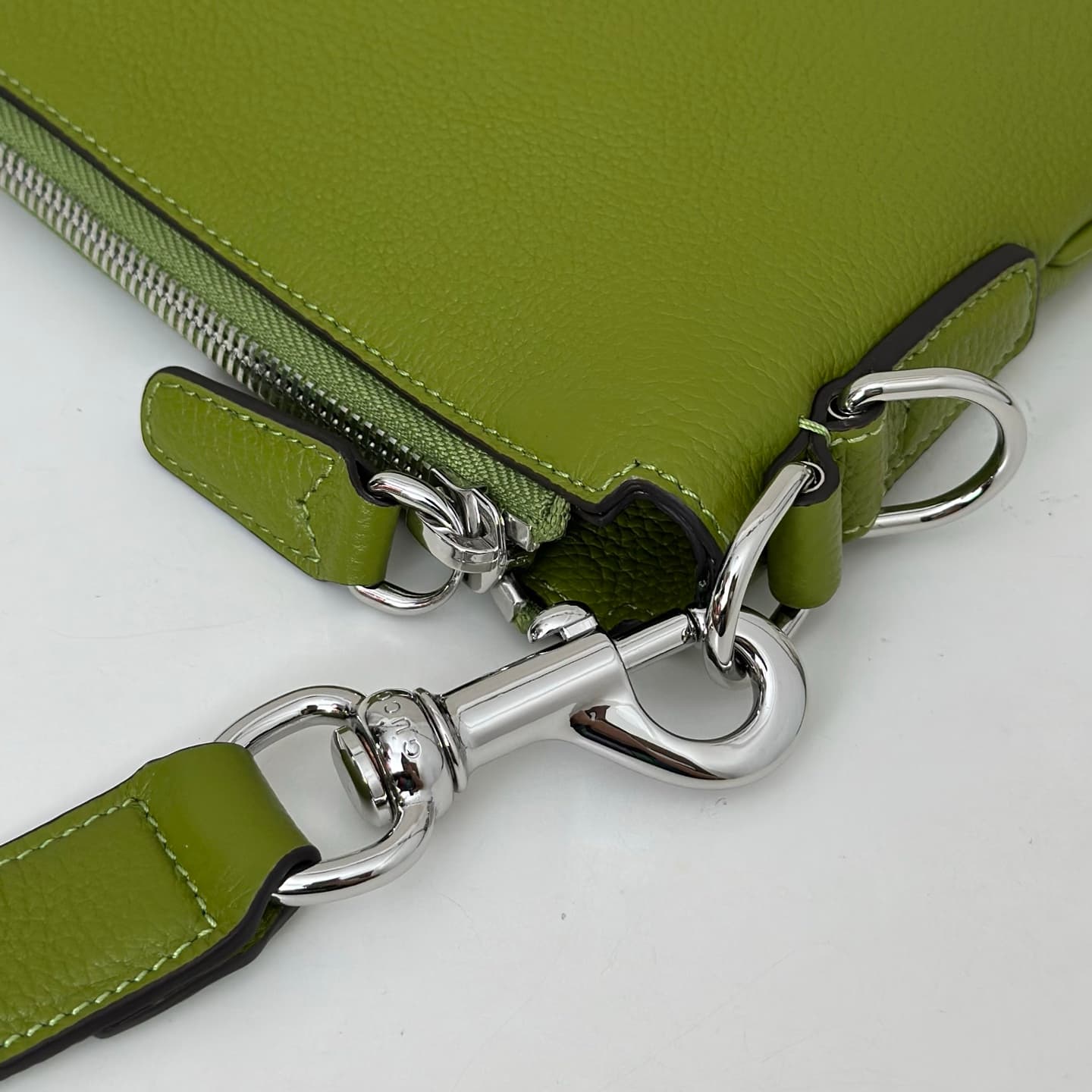 Gucci B large shoulder bag Green 800194 High