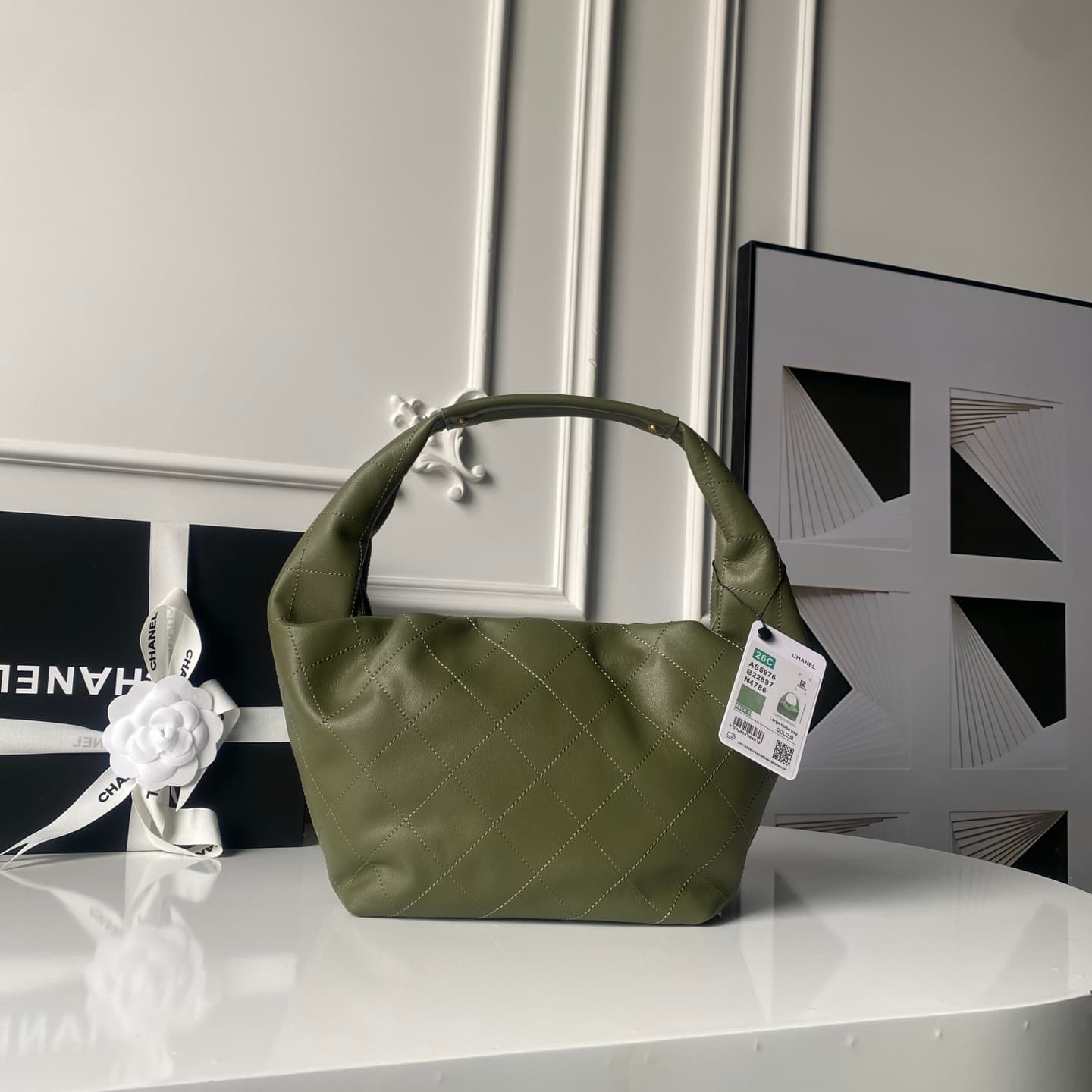 Chanel Hobo Handbag Calfskin & Gold-Tone Metal AS5976 Drak Green A