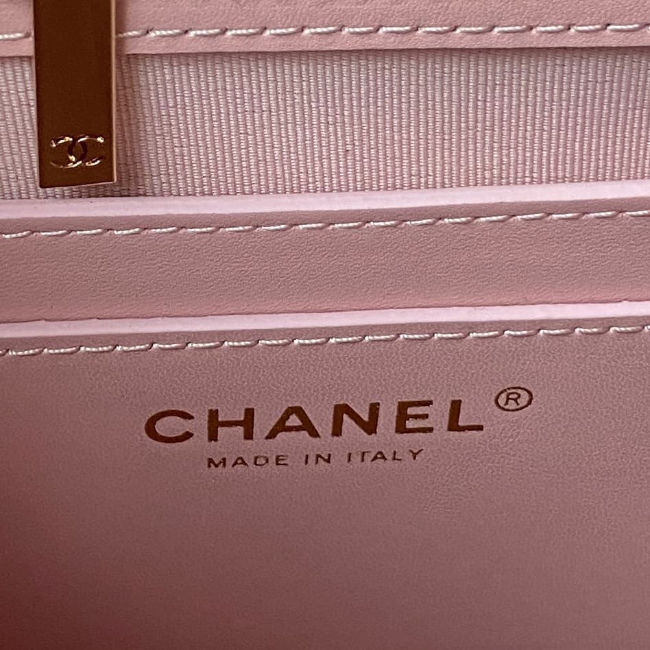 Chanel Urban Spirit Backpack Grained Calfskin & Gold-Metal AS4059 Pink A