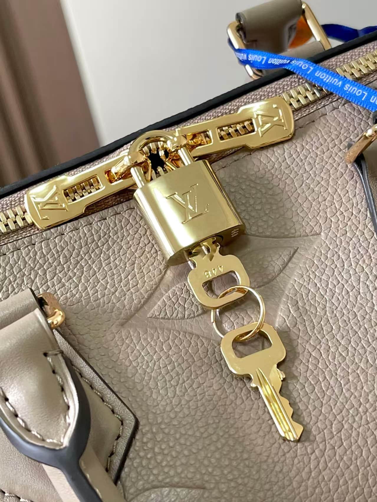 Louis Vuitton Speedy Bandouliere 25 Monogram Empreinte M58947 Taupe High