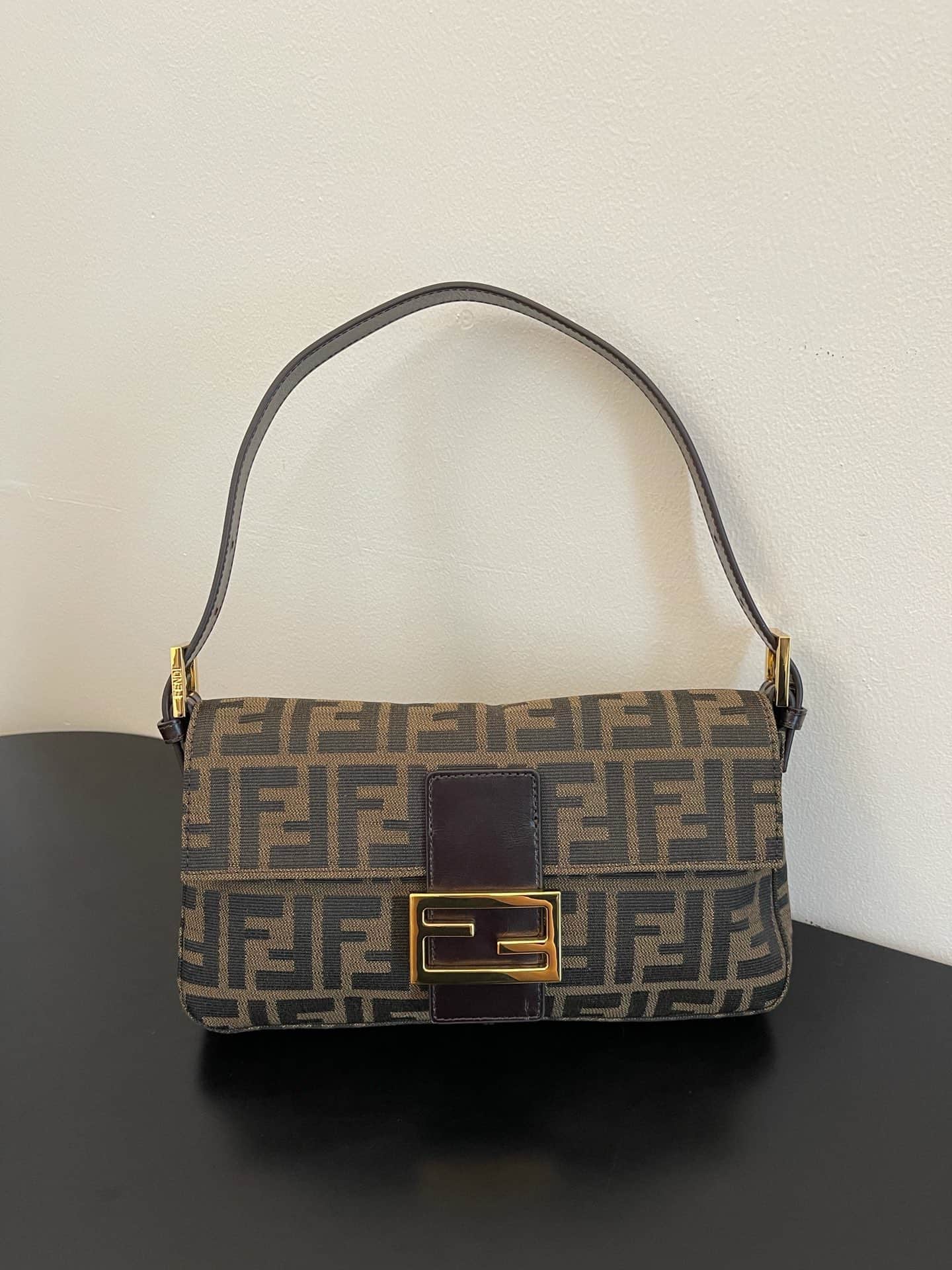 FENDI BAGUETTE fabric bag gold metal Brown High