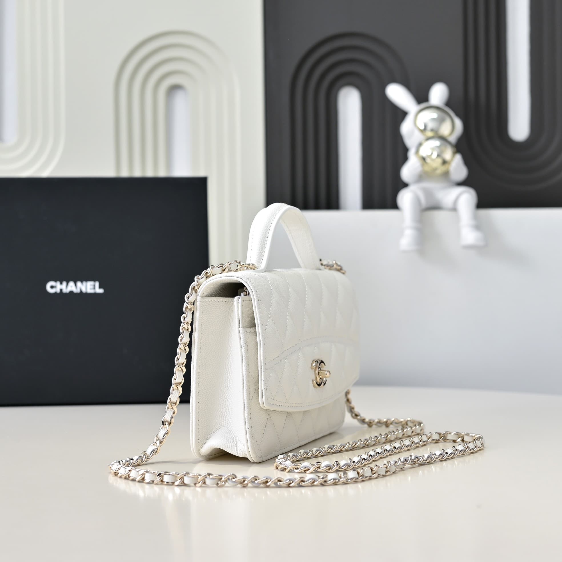 Chanel Wallet on Chain Grained Calfskin & Gold-Tone Metal White AP4401 A