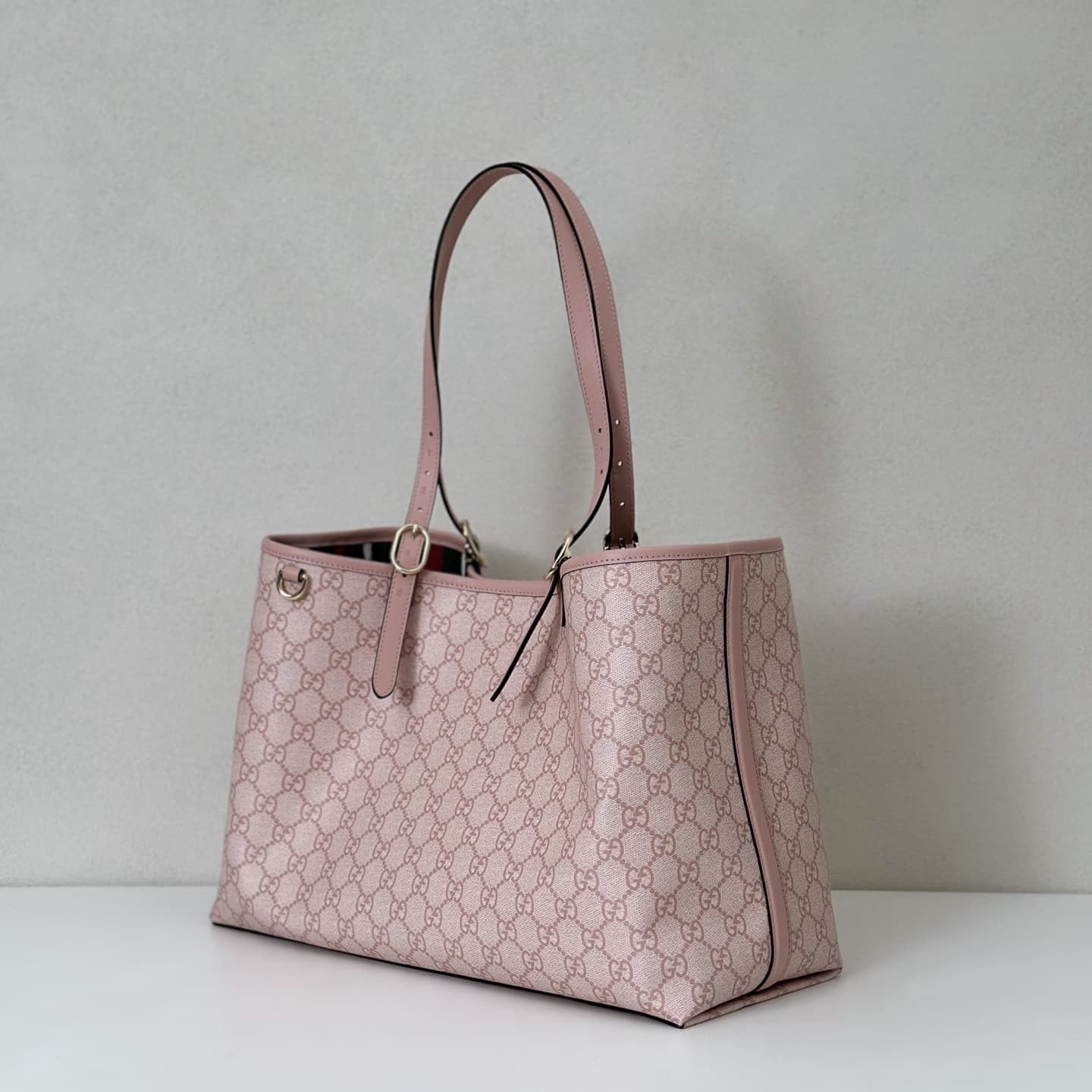 Gucci GG EMBLEM LARGE TOTE BAG 815213 High