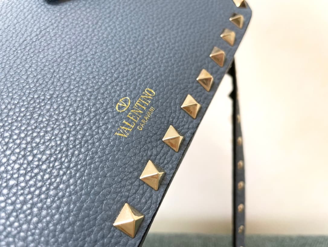 Valentino Garavani Mini Rockstud crossbody bag in Blue Grained Calfskin High