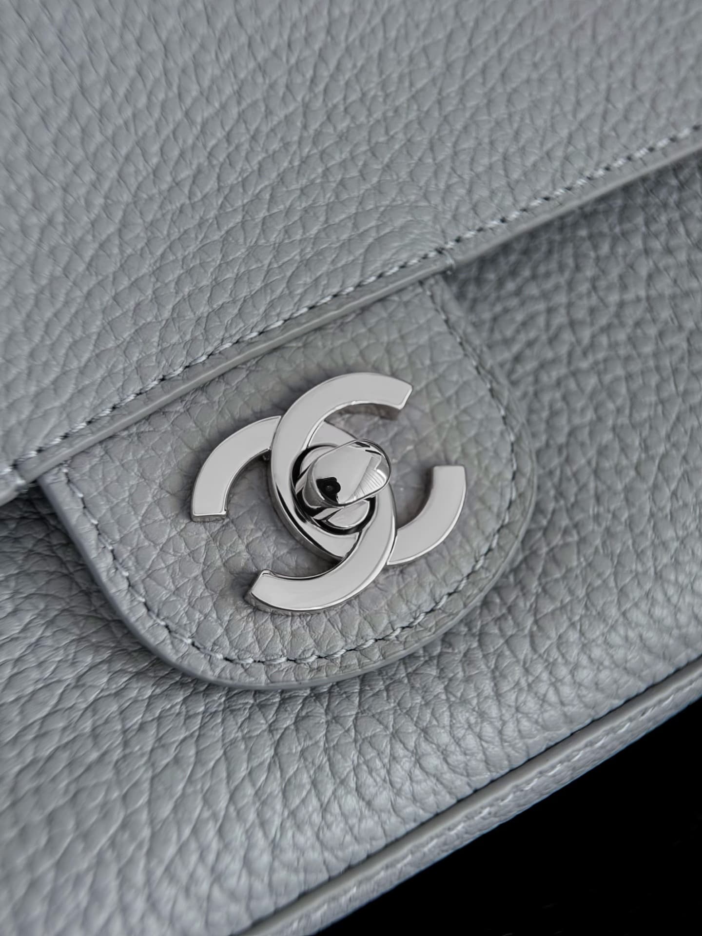 CHANEL Mini flap bag Grained Calfskin&Silver-tone metal Grey AS6573 A