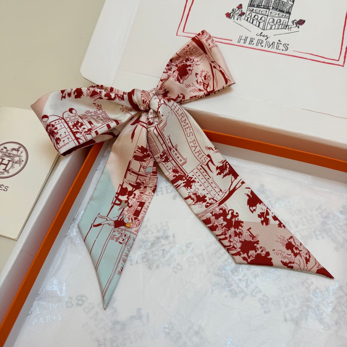 Hermes A l'Ombre des Boulevards Twilly scarf