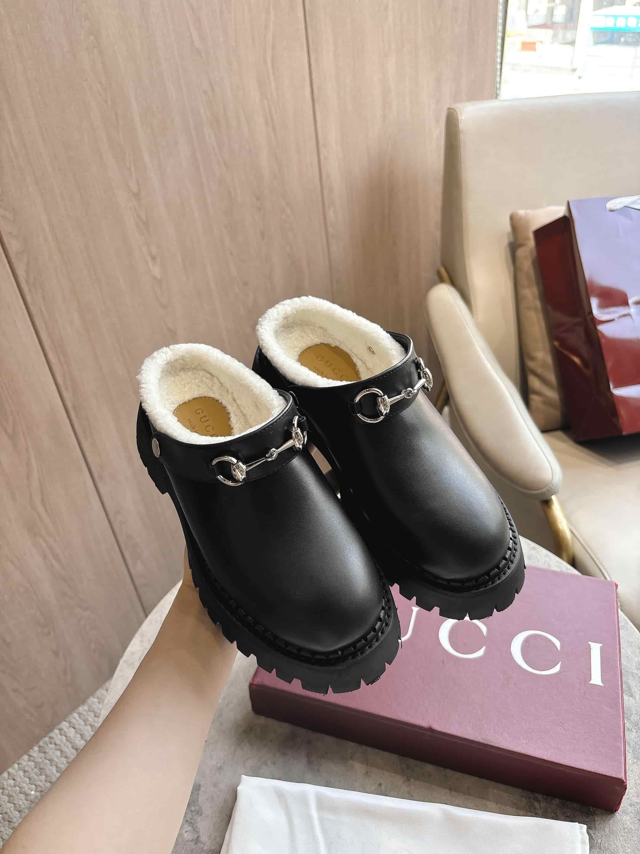 Gucci Women's mule Shoes with Horsebit
