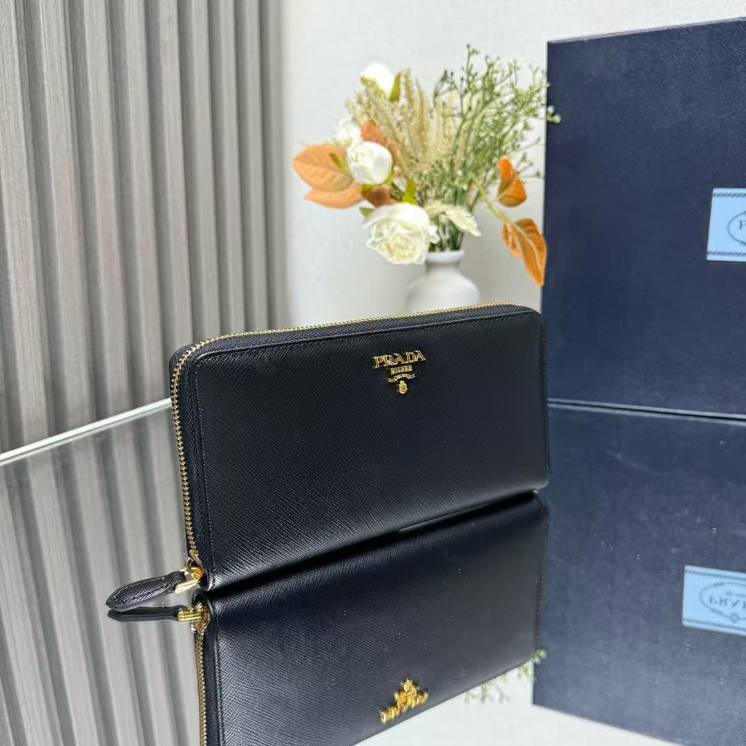 Prada Zipped Wallet In Black Saffiano Leather High