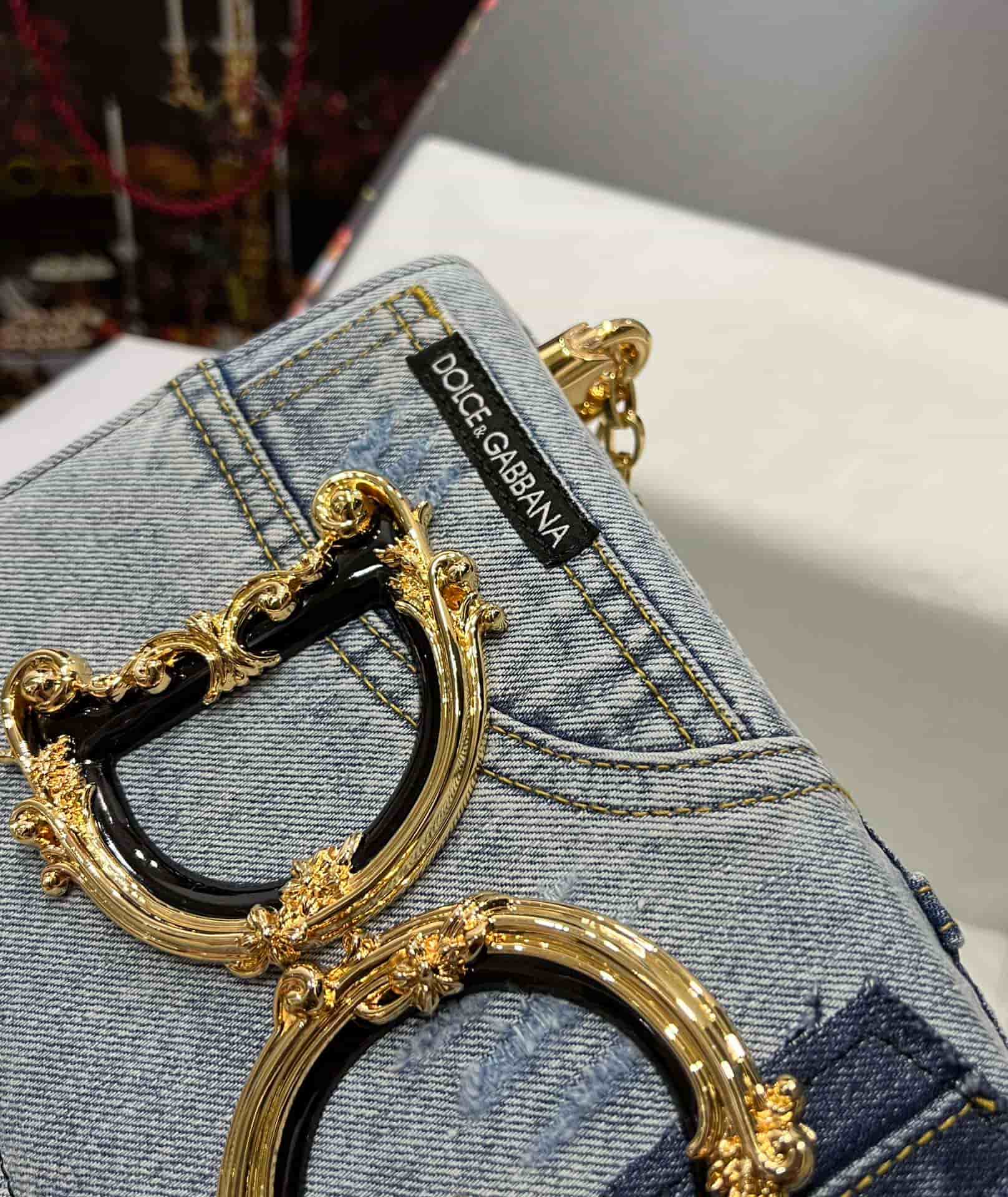 Dolce & Gabbana Denim DG Girls shoulder bag in blue high