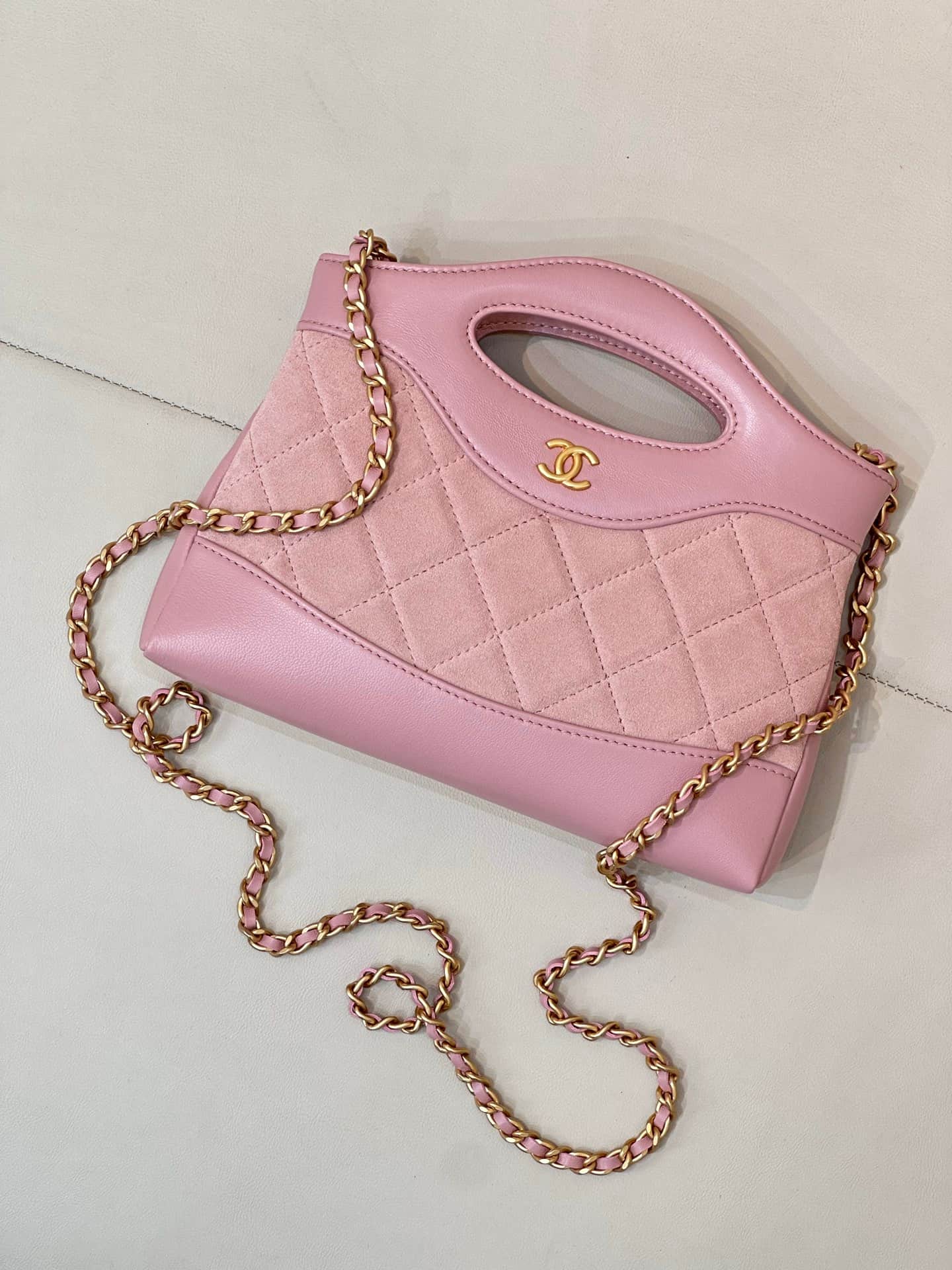 Chanel Clutch with chain Suede & Gold-Tone Metal AP3656 Pink TOP