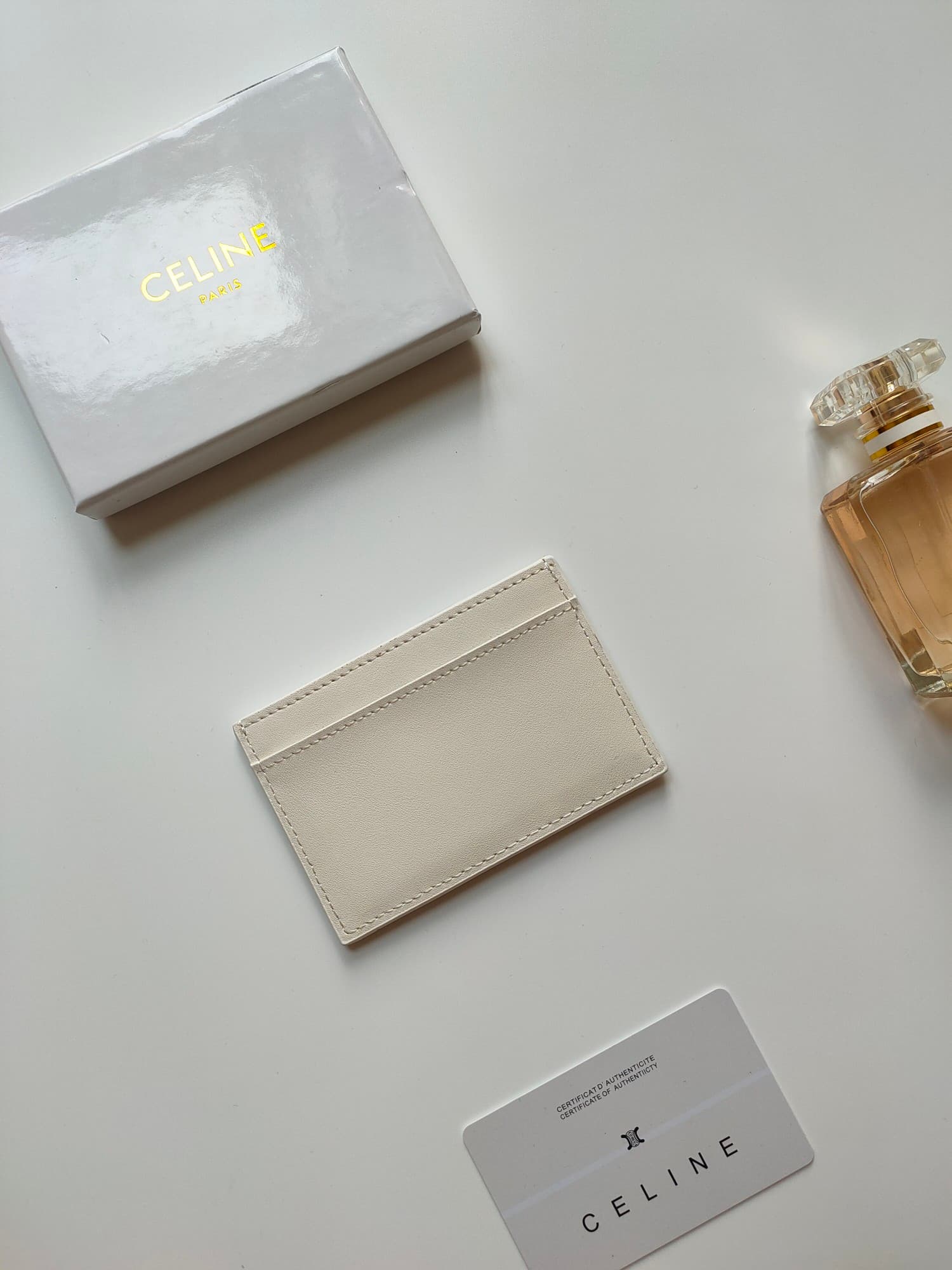 Celine Triomphe card holder in white shiny calfskin leather 10B703 High
