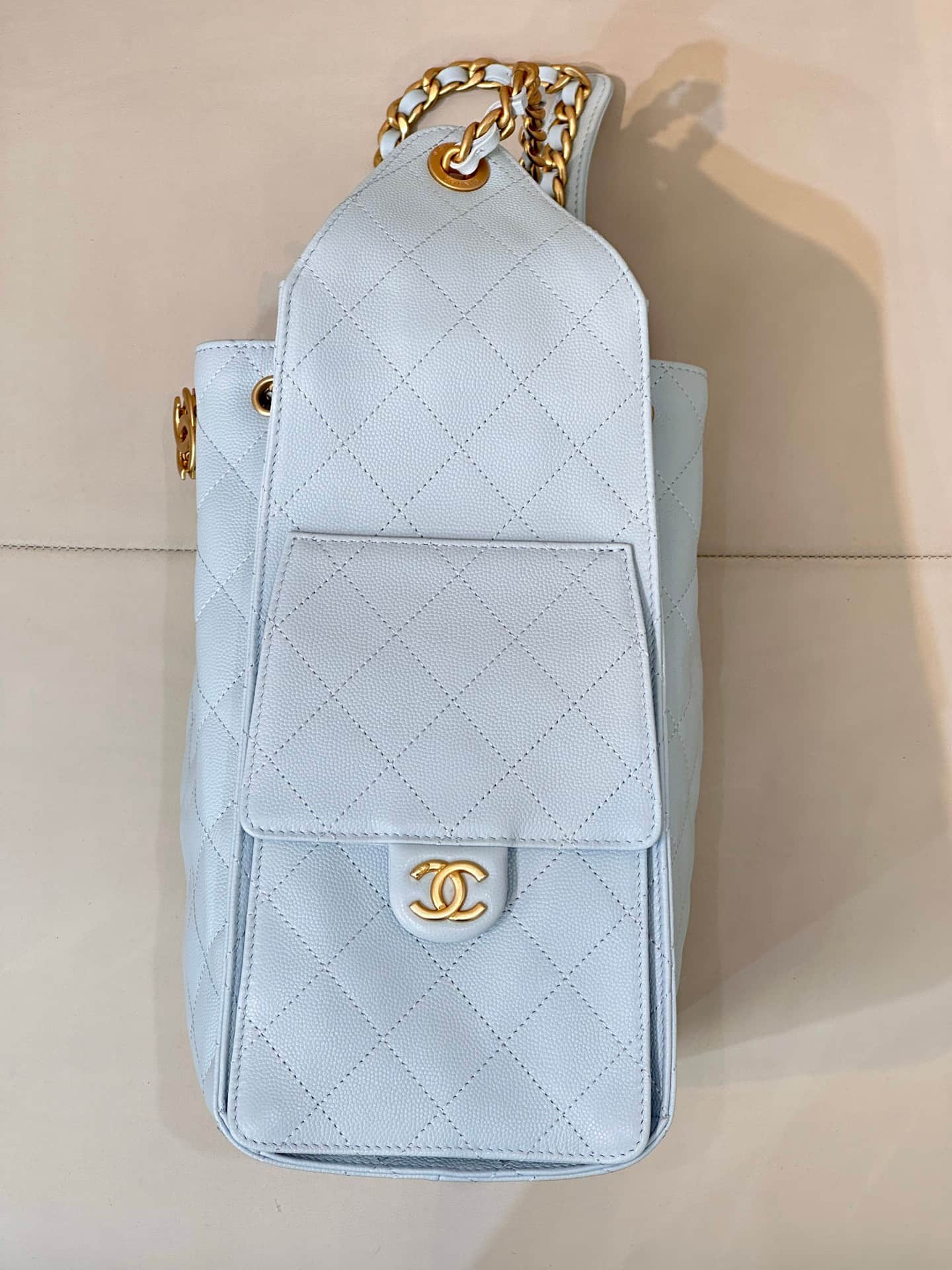 Chanel 25 Medium Hobo handbag AS5311 Grained Calfskin & Gold-tone Metal Light Blue TOP