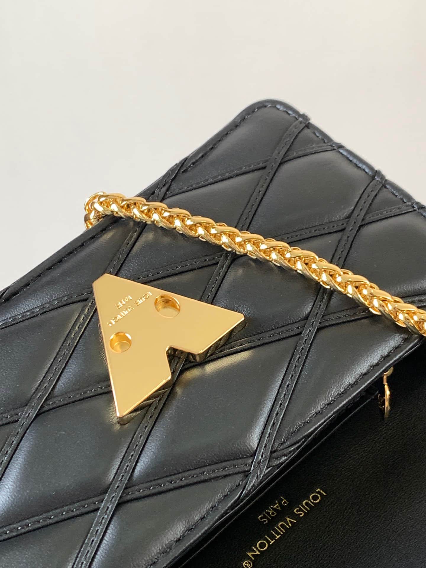 Louis Vuitton Wallet On Chain GO-14 Black Lambskin leather M13139 High