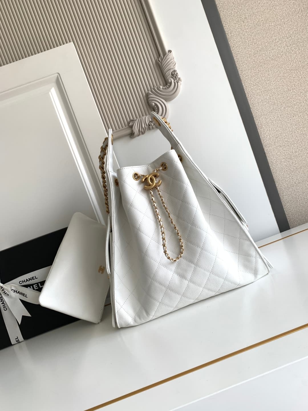 Chanel 25 Medium Hobo Medium handbag AS5311 Grained Calfskin & Gold-tone Metal White A