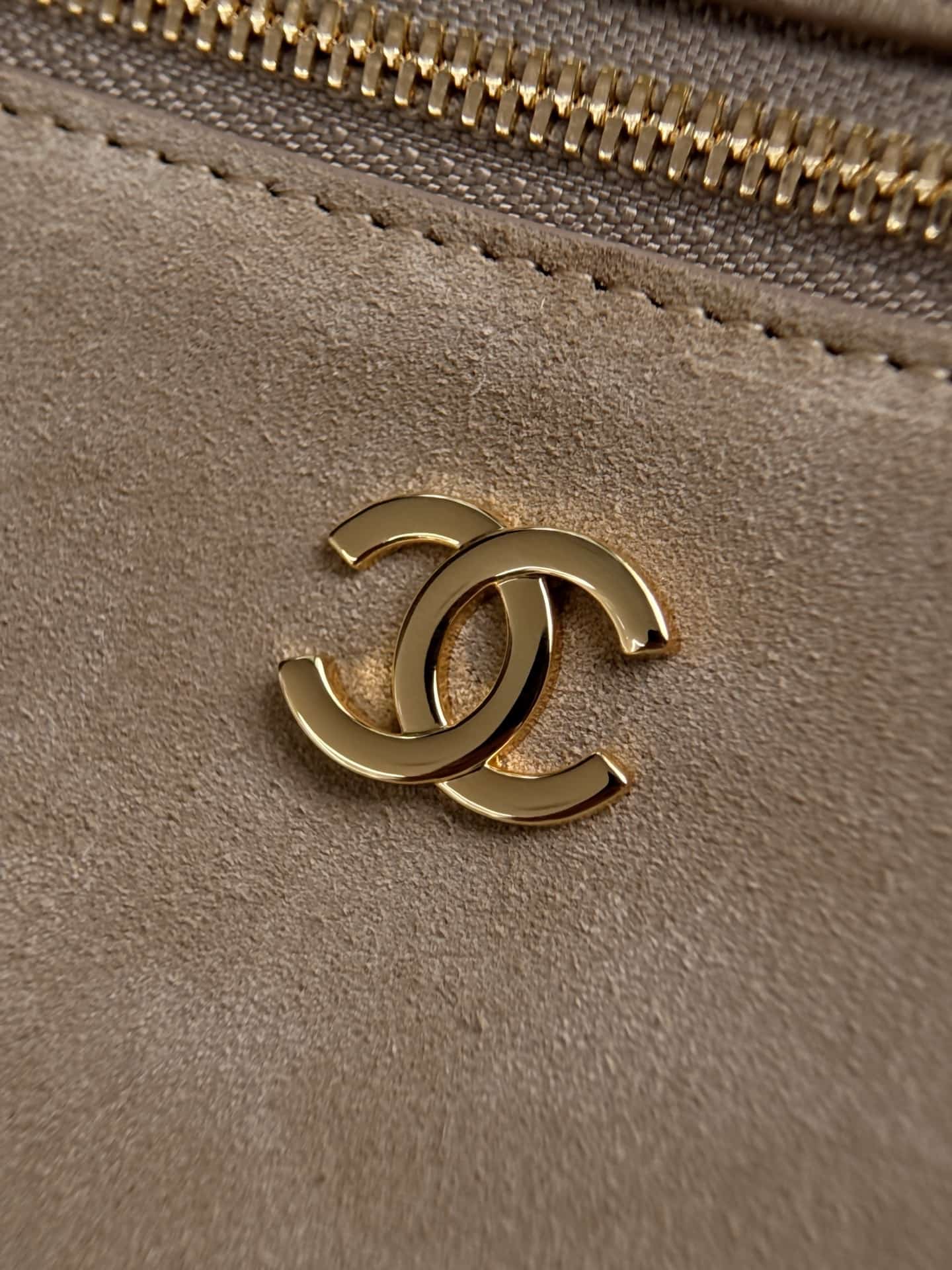 Chanel Large Vanity with Chain Suede Calfskin & Gold Metal Beige AP5347 A