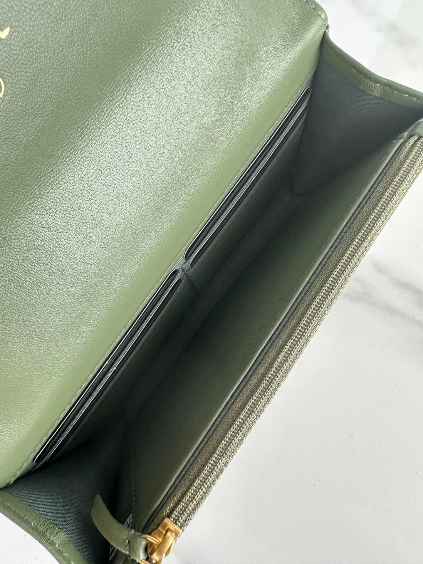 Chanel Wallet on Chain Lambskin Leather & Gold-Tone Metal Green AP0957 A