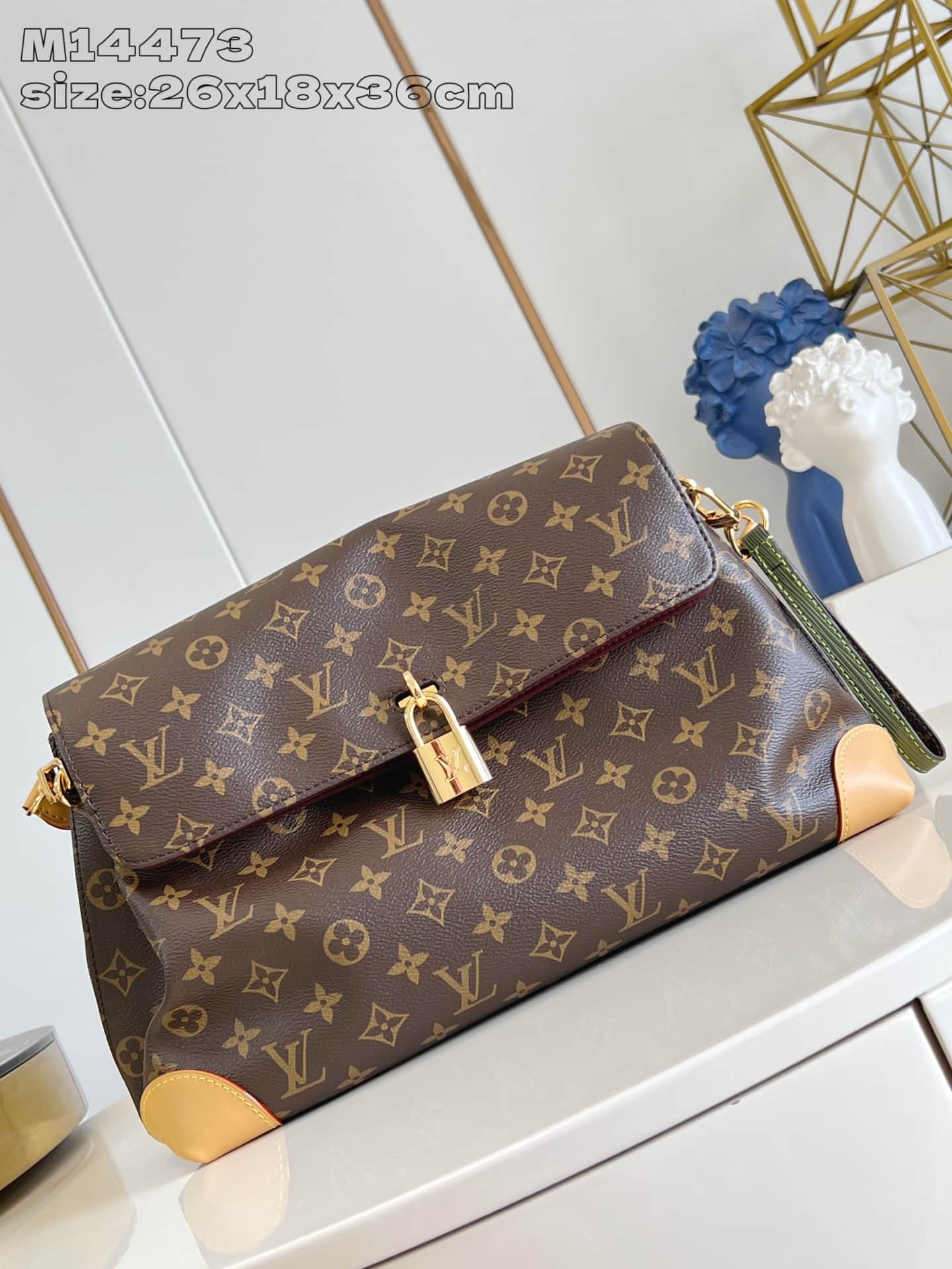 Louis Vuitton Hide Away MM Monogram Coated canvas M14473 High