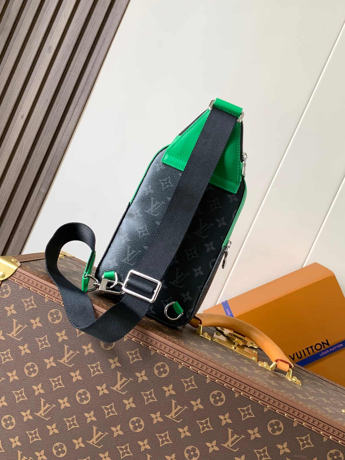 Louis Vuitton Avenue Slingbag PM Bamboo Green Monogram Eclipse coated canvas M25891 High