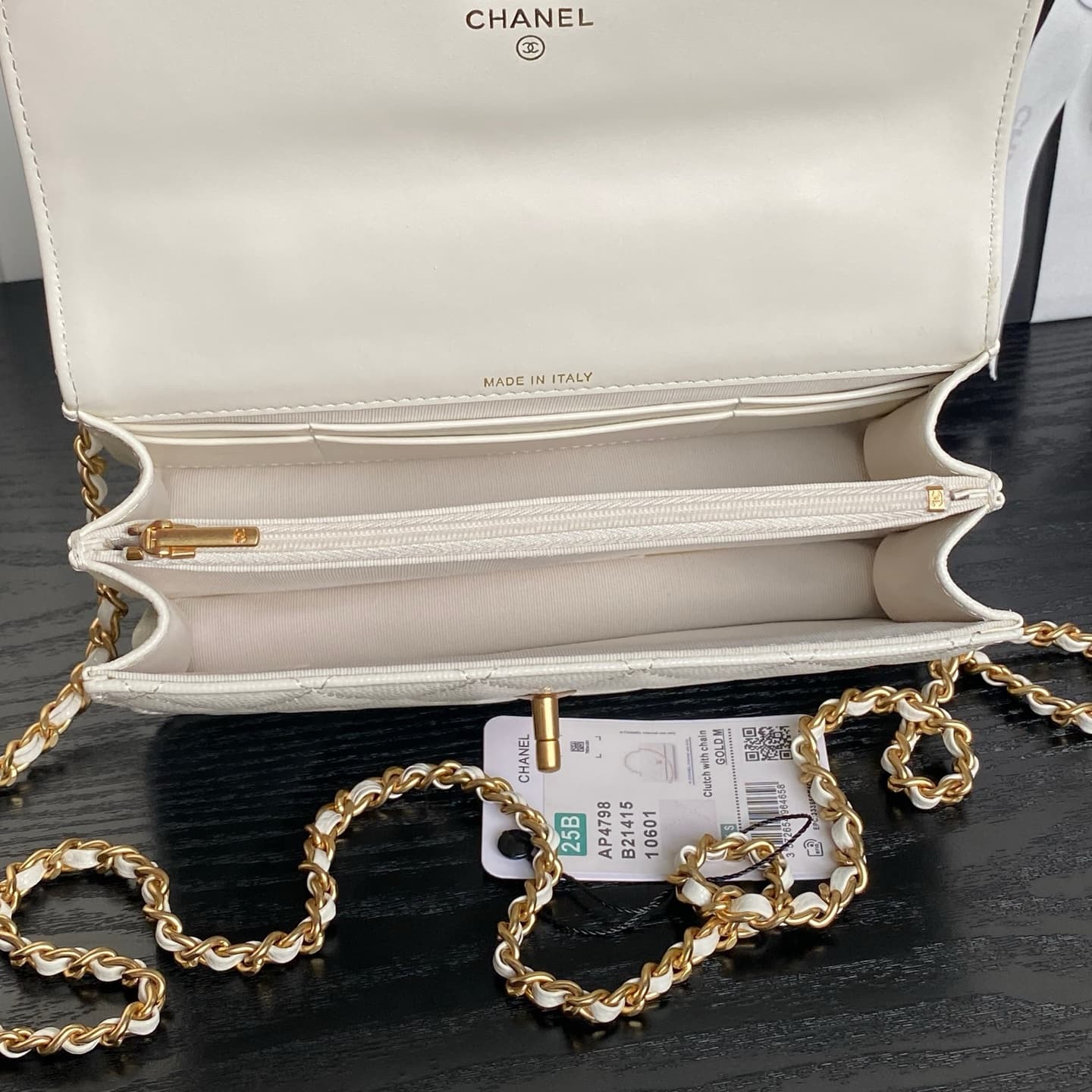 Chanel Mini Flap Bag with Top Handle Grained Shiny Calfskin & Gold-Tone Metal White AP4798 A