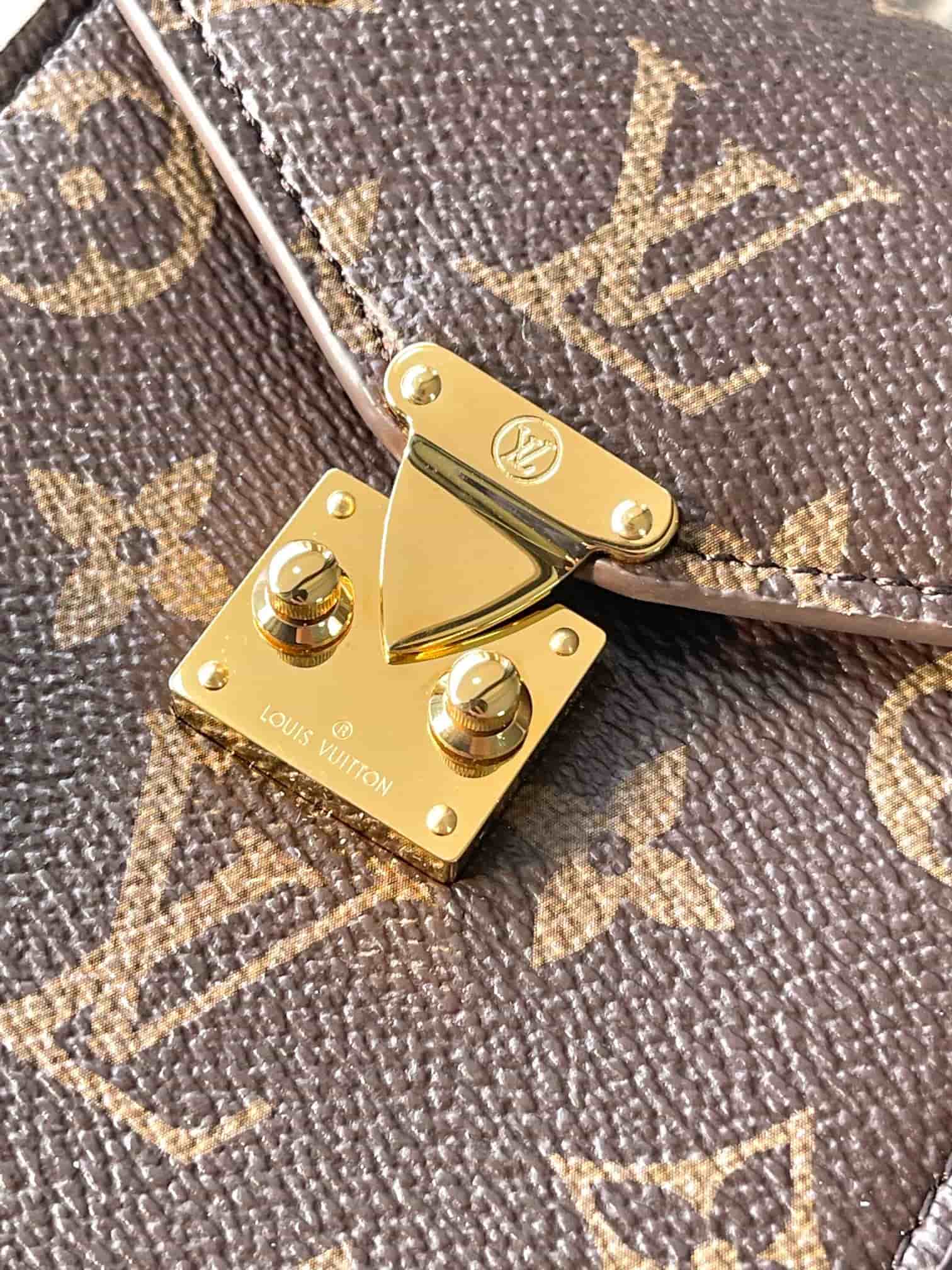 Louis Vuitton Phone Pouch Métis Coated canvas M13572 TOP